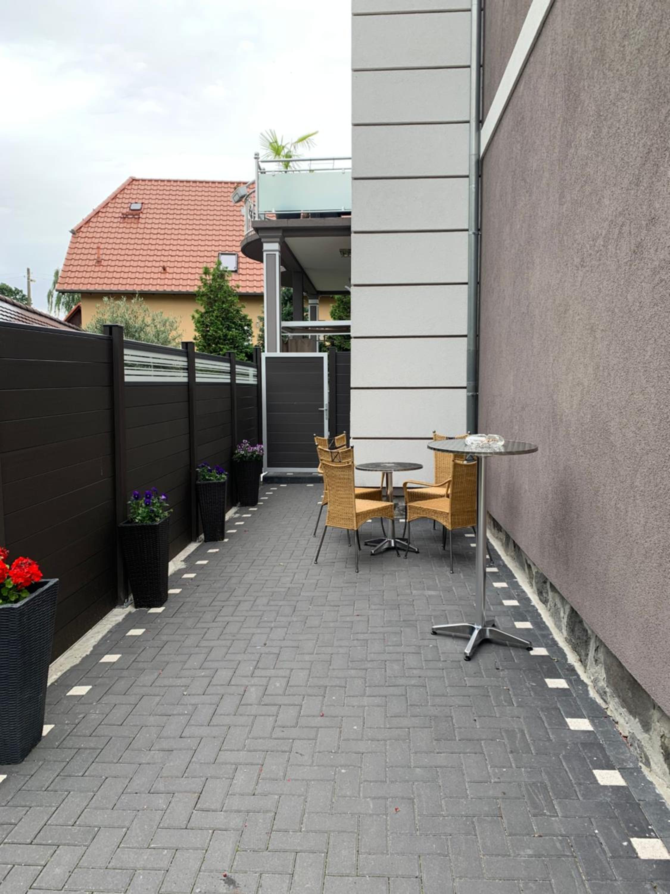 Apartment - Split Level - Photo 8