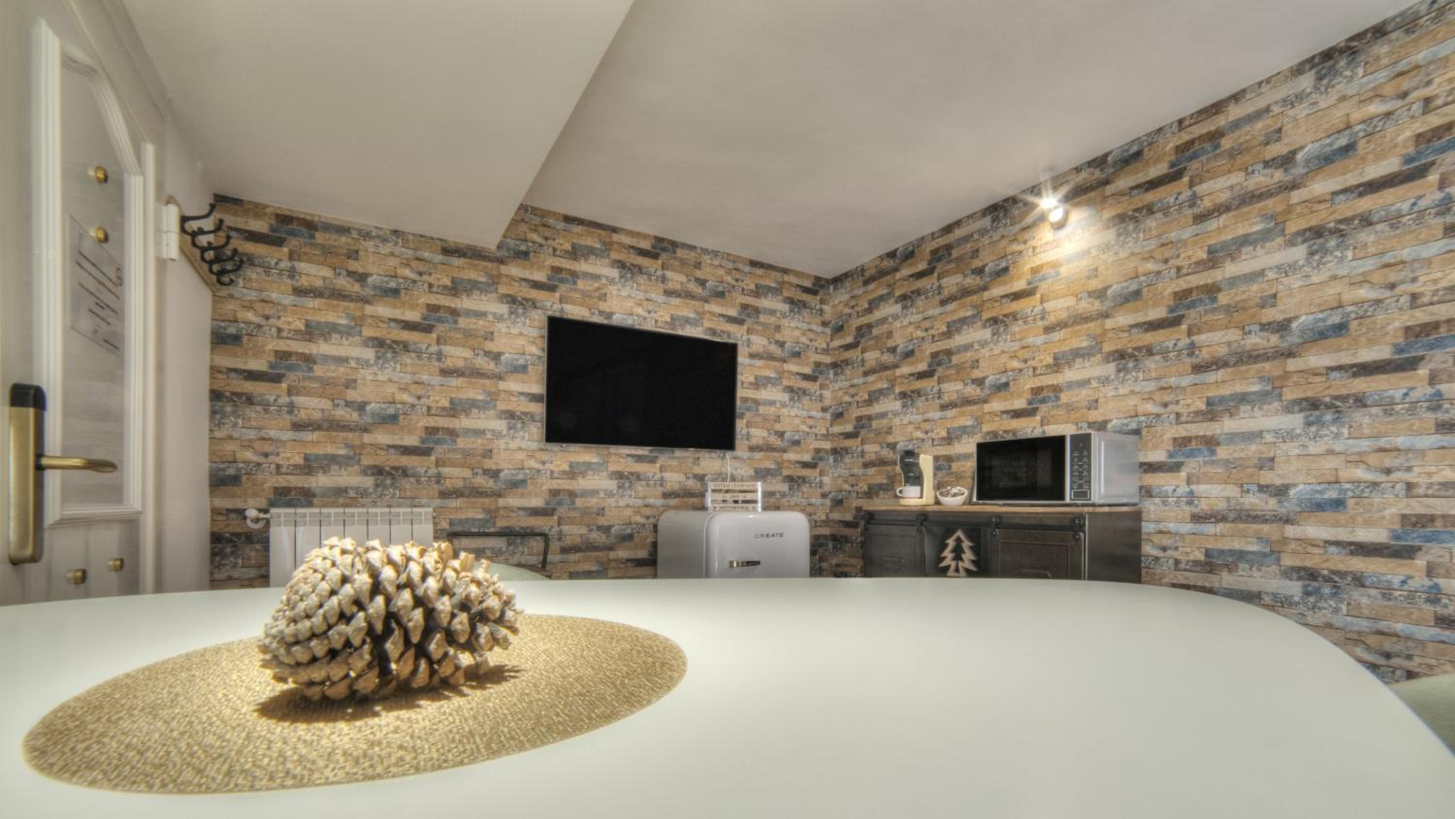 Suite with Garden View - Photo 2