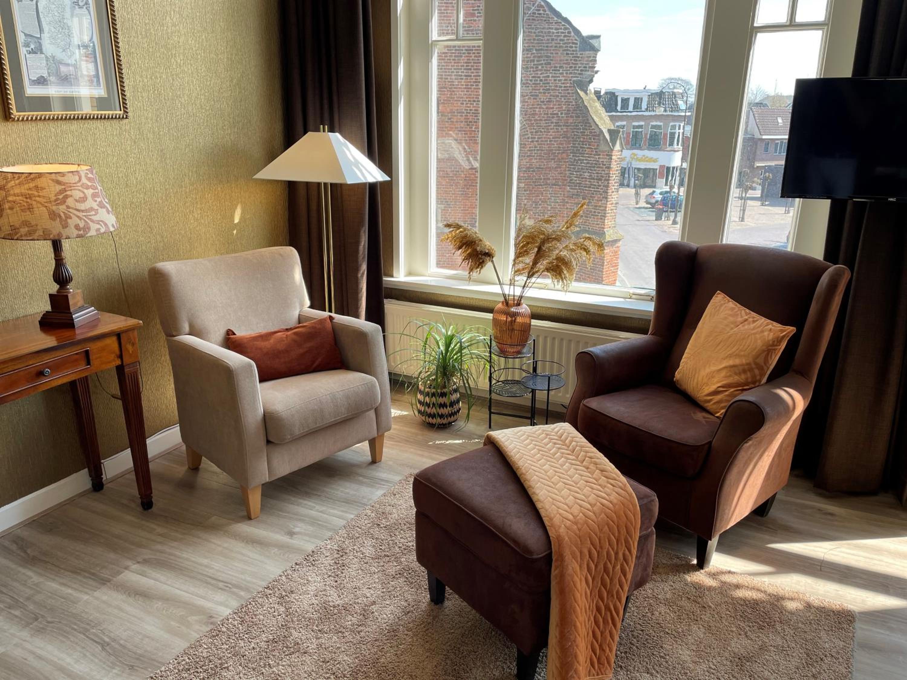 Deluxe Double or Twin Room - Photo 2