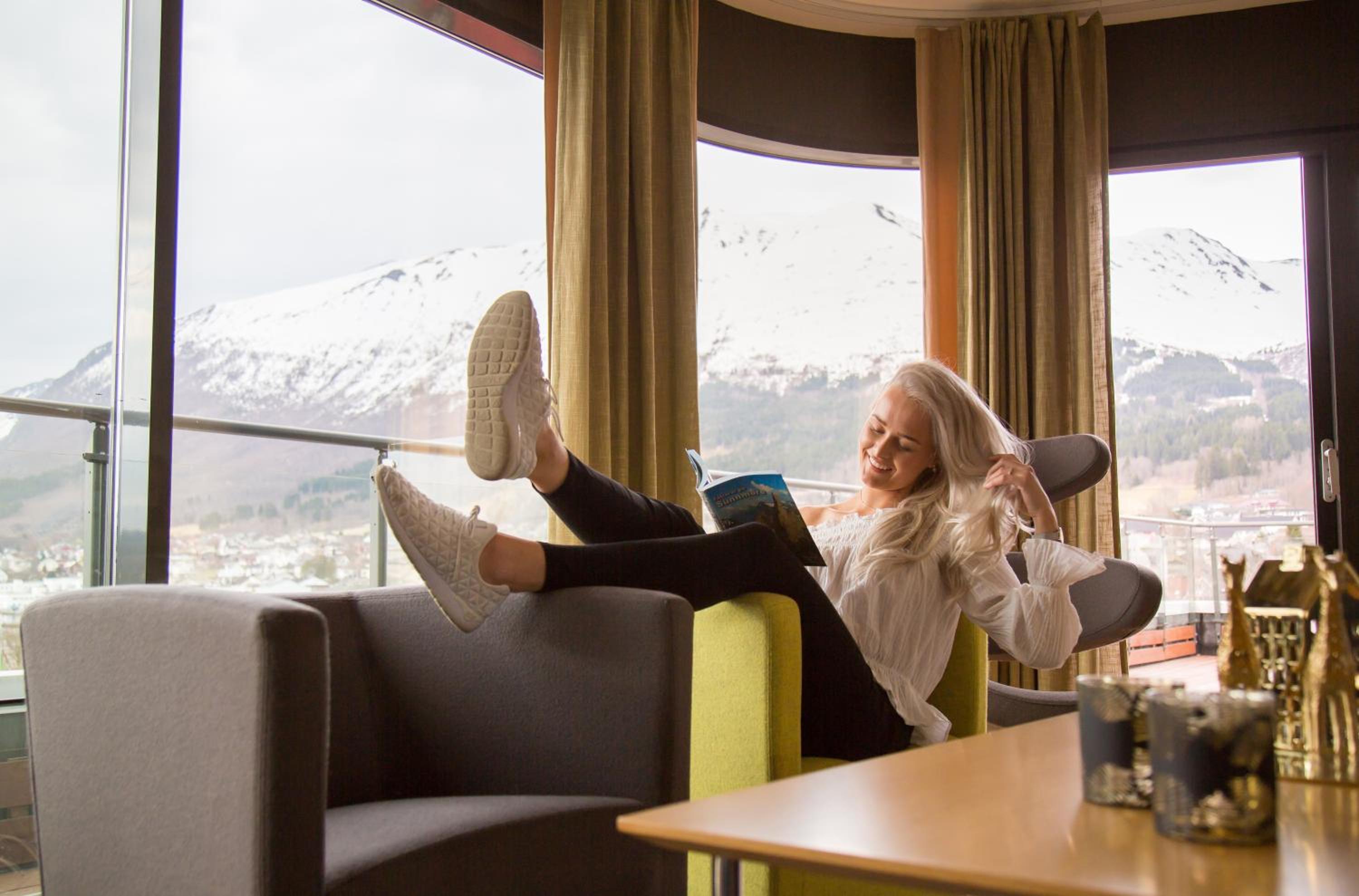 Suite with Balcony - Photo 4