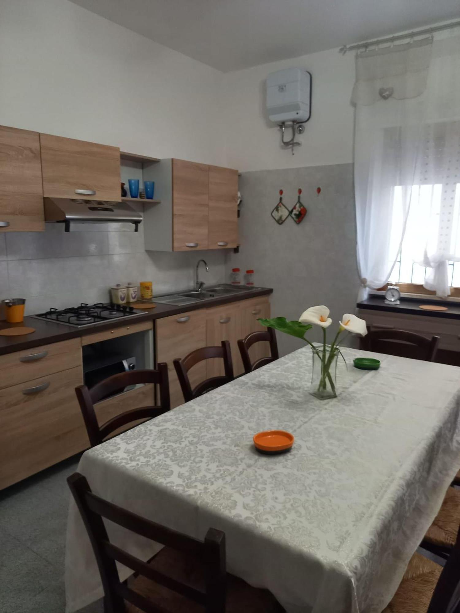 Two-Bedroom Apartment - Photo 3