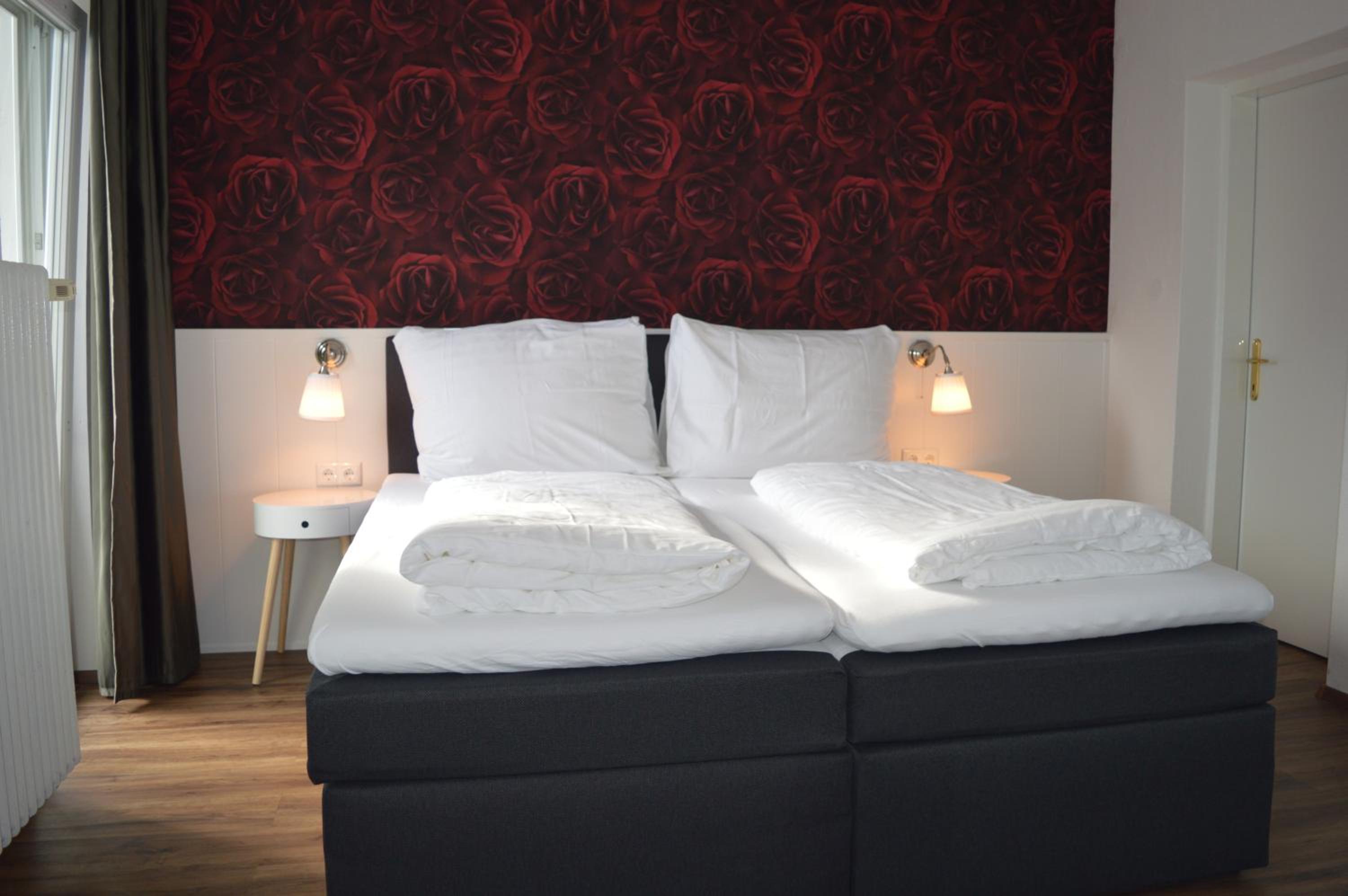 Deluxe Double Room with Balcony photo 1