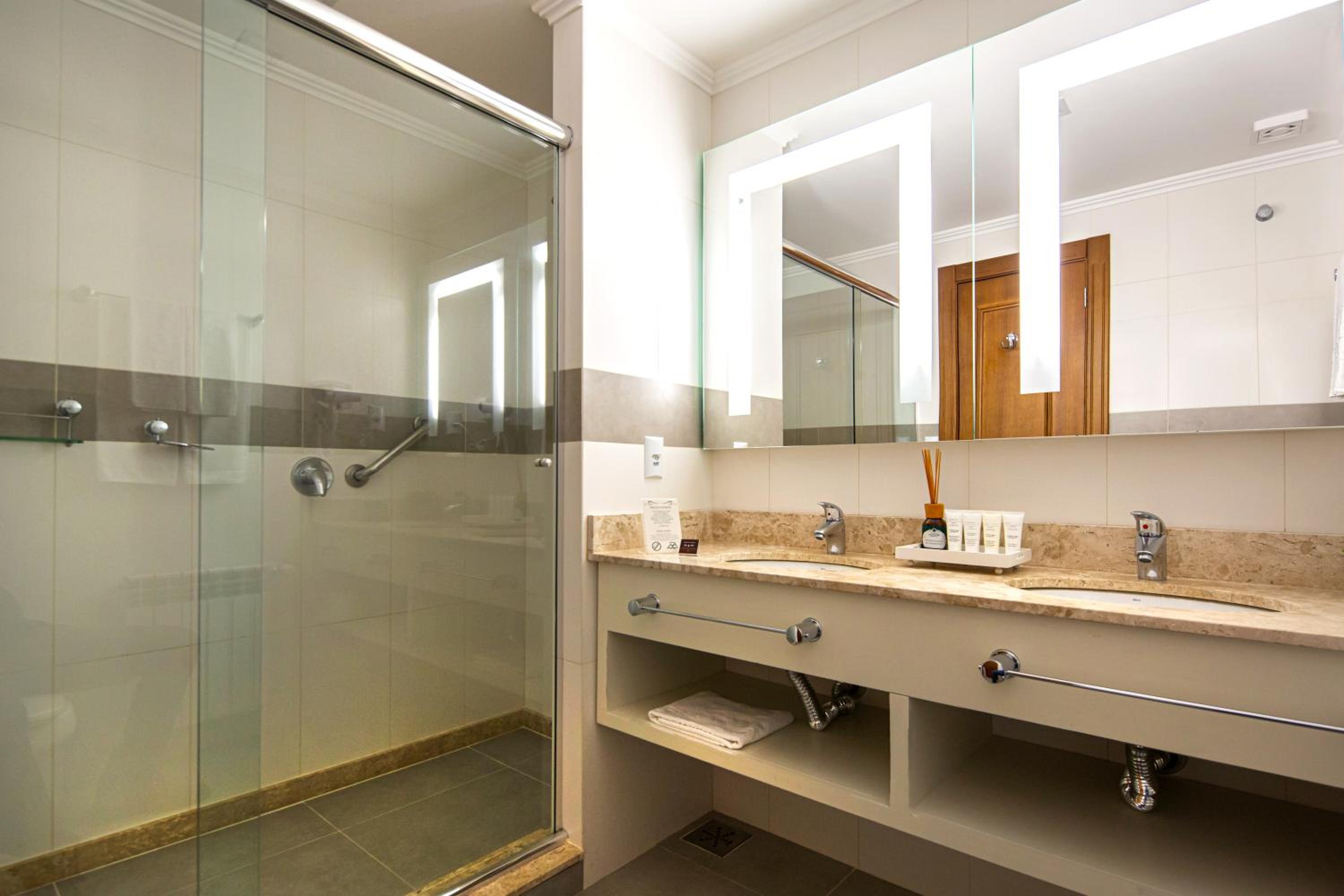 Grand Suite - Photo 3