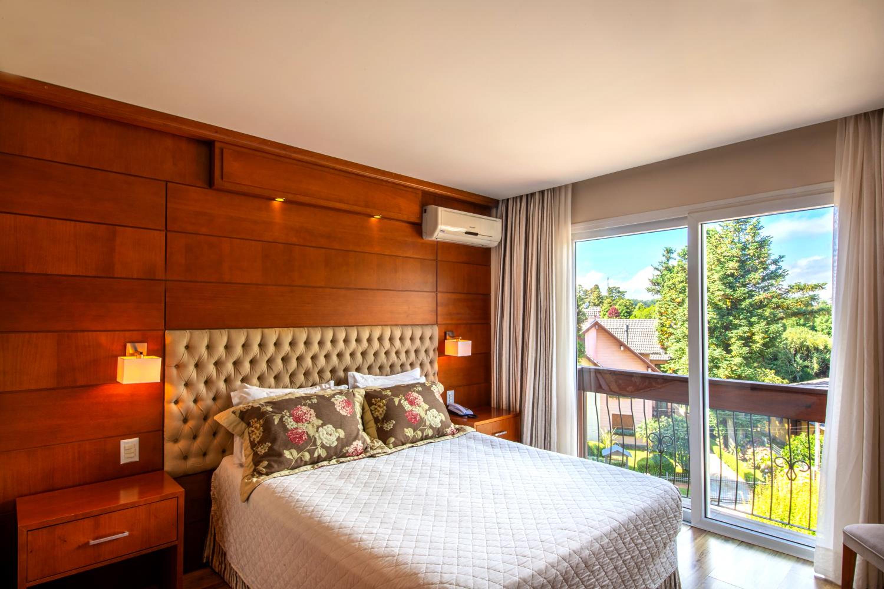 Superior Double Room with City View