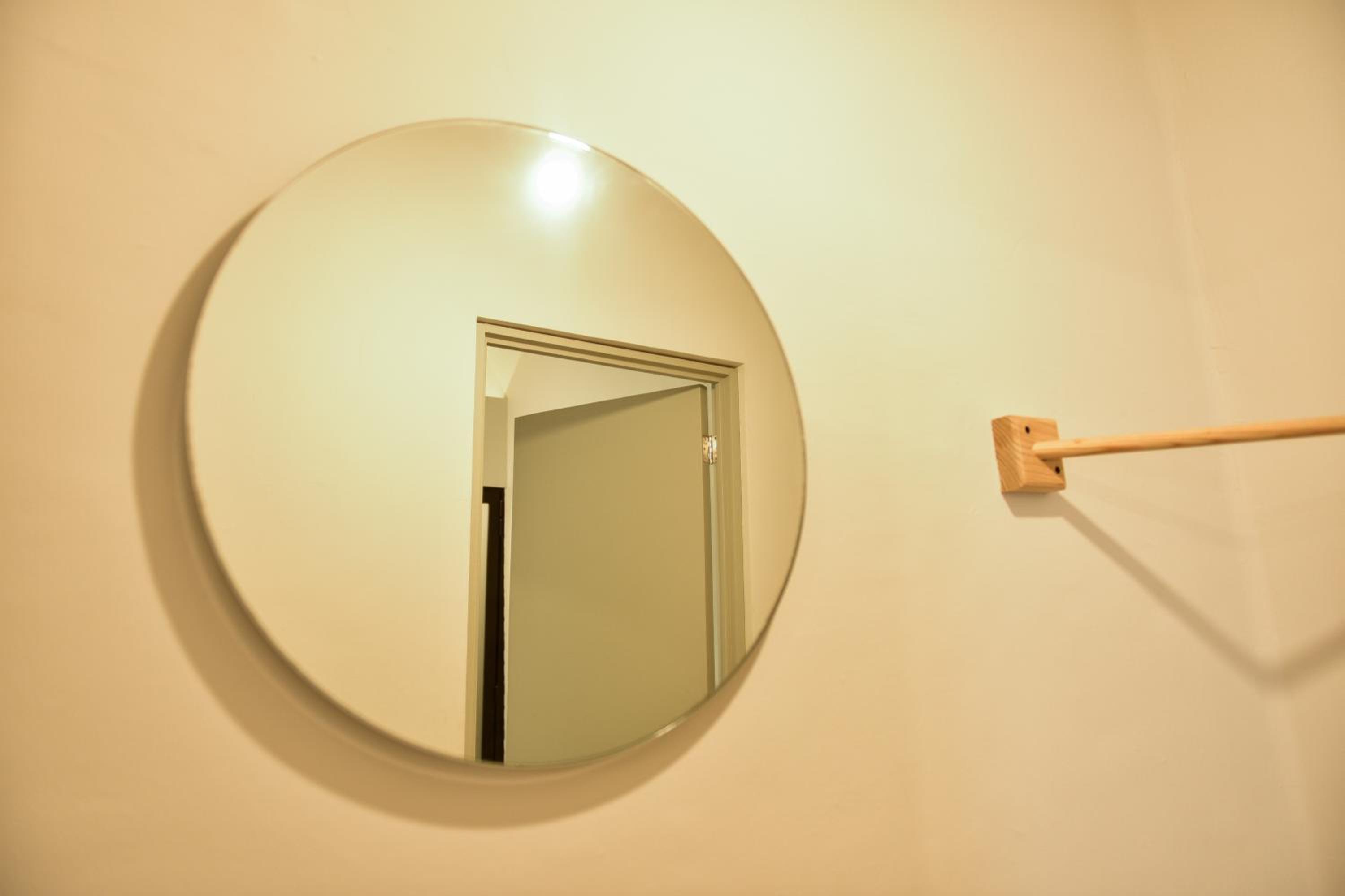 Deluxe Room - Photo 17