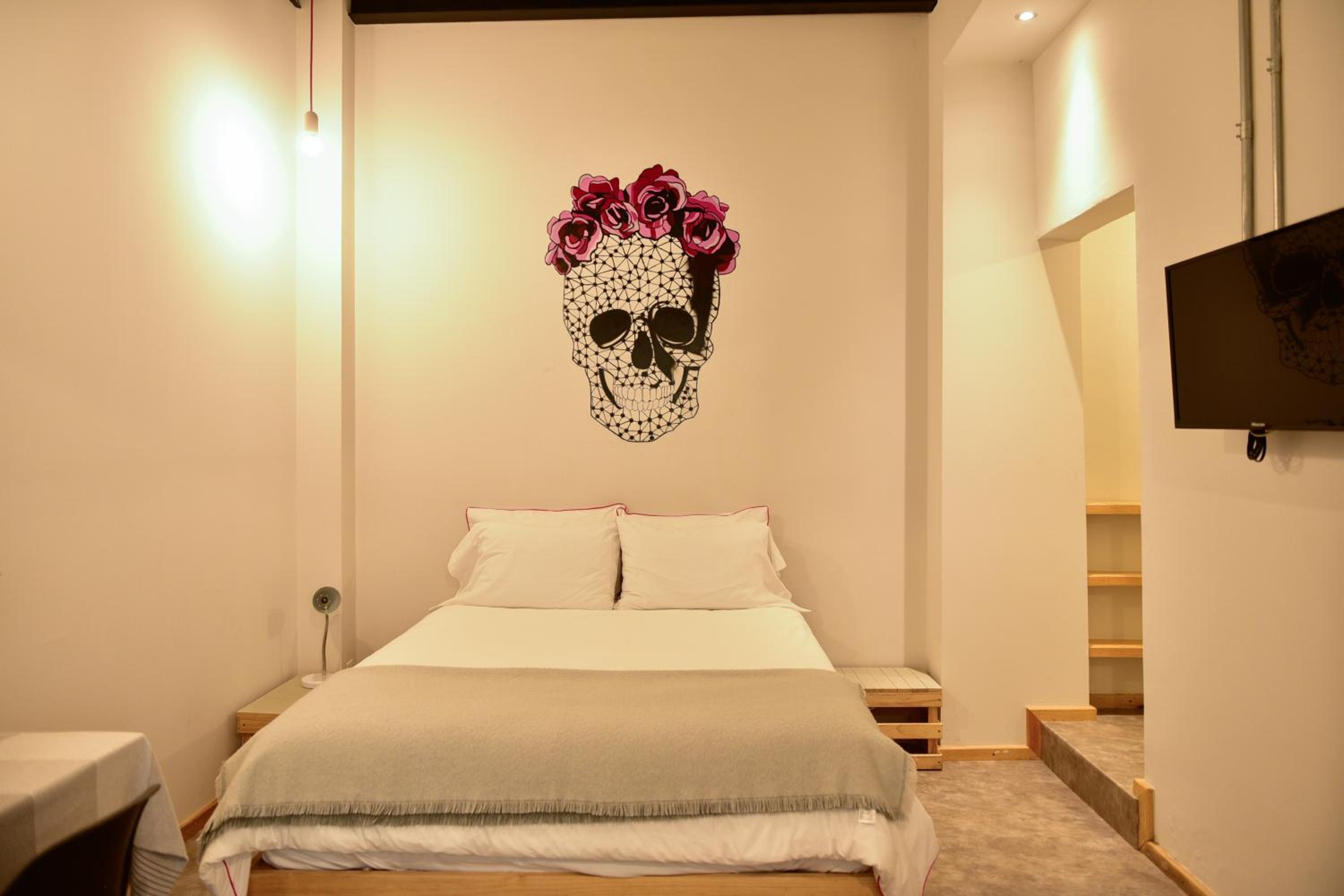 Deluxe Room - Photo 9