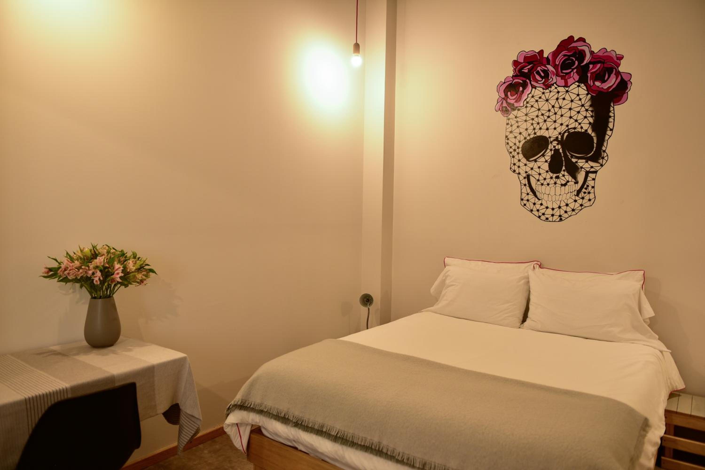 Deluxe Room - Photo 11