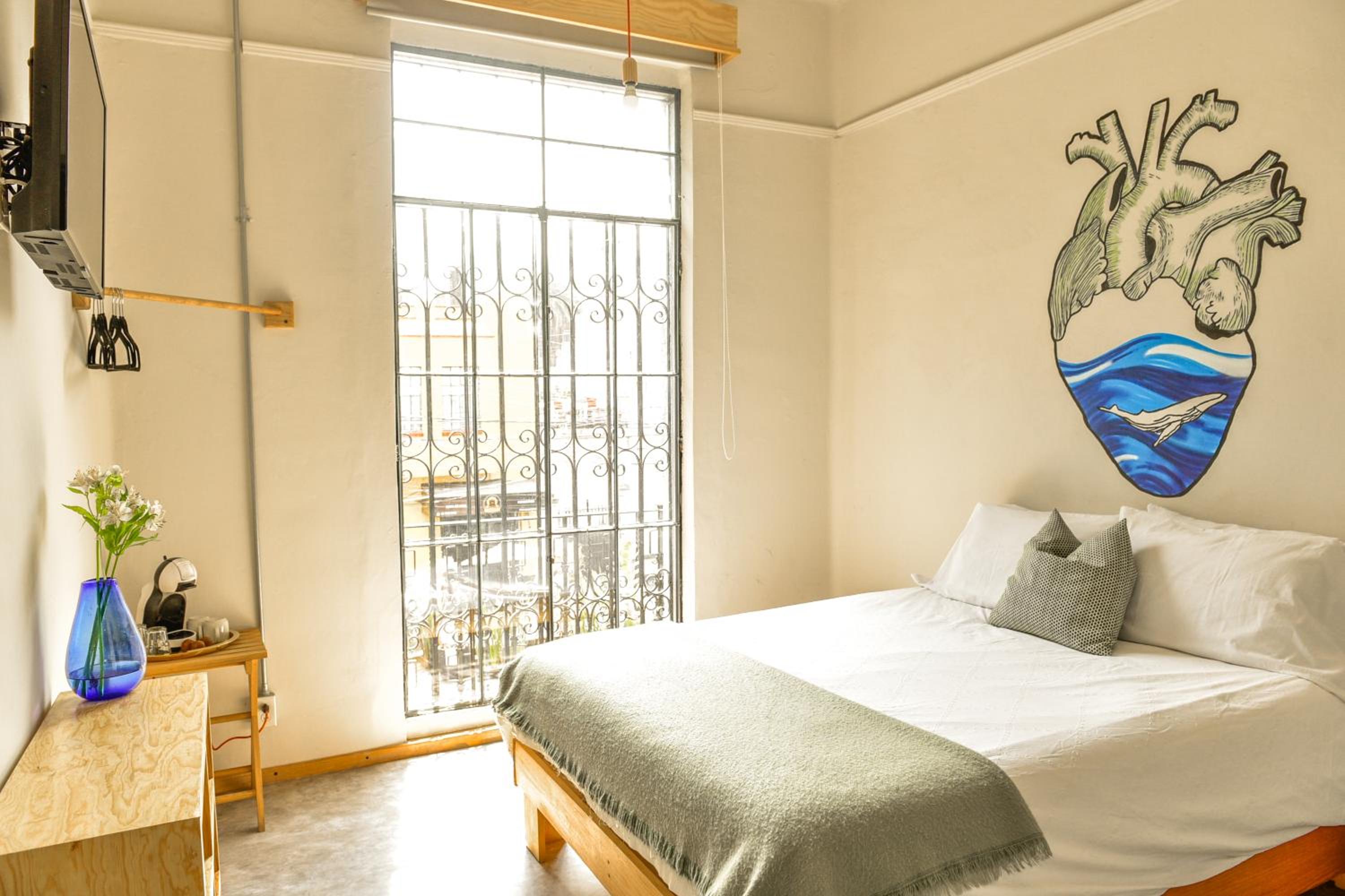 Double Room with Balcony - Photo 26