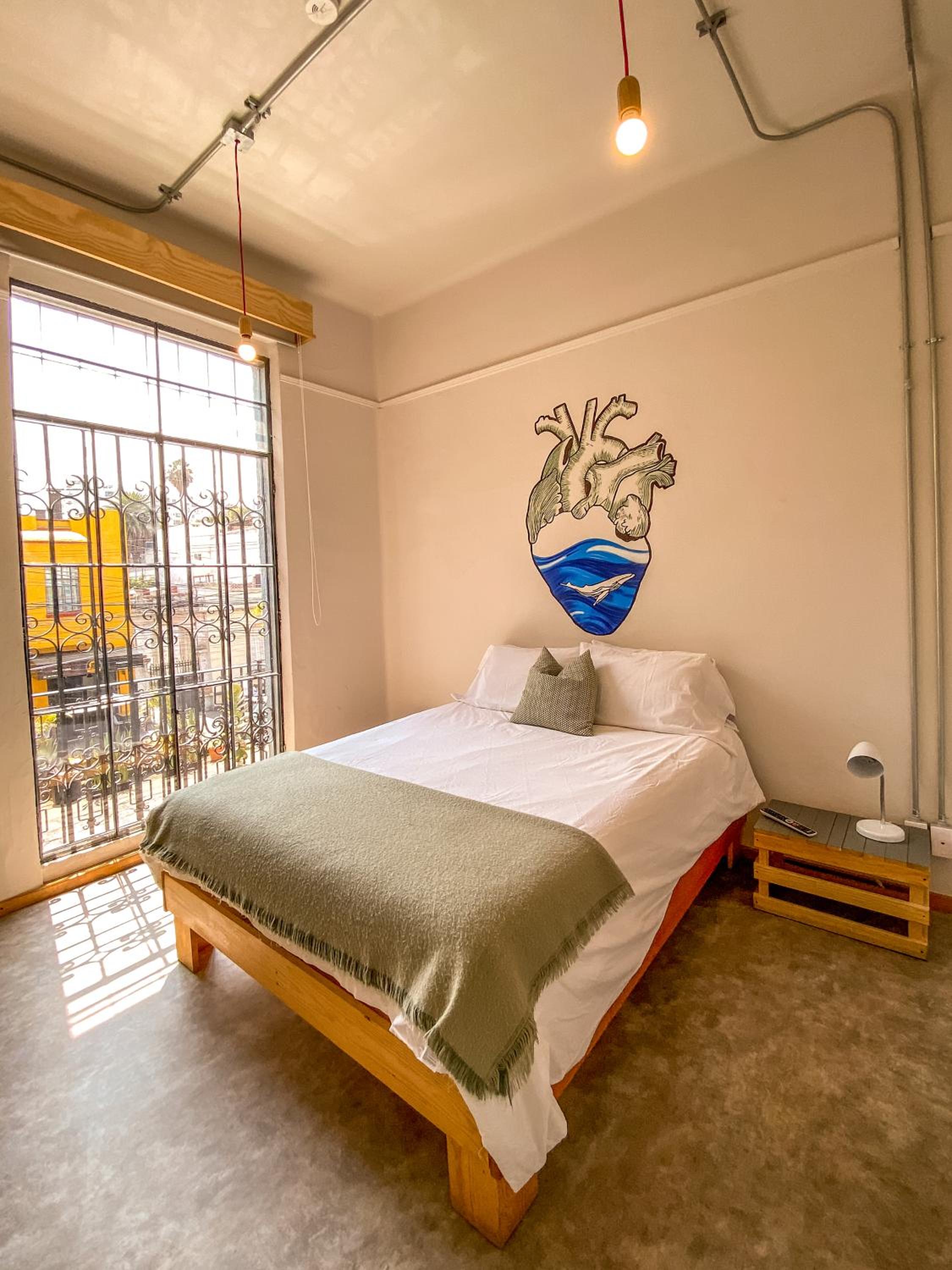 Double Room with Balcony - Photo 7