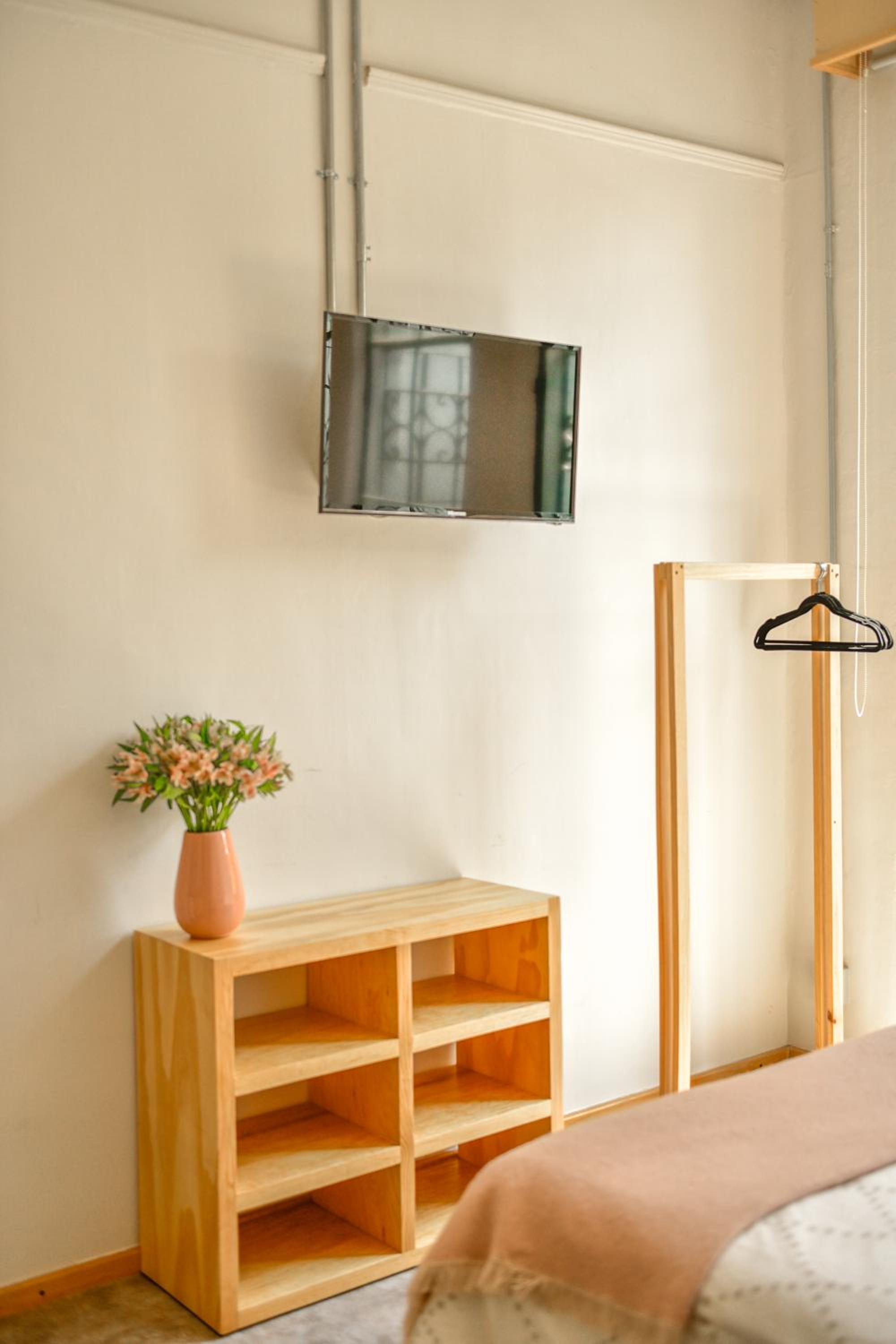 Deluxe Double Room with Balcony - Photo 14
