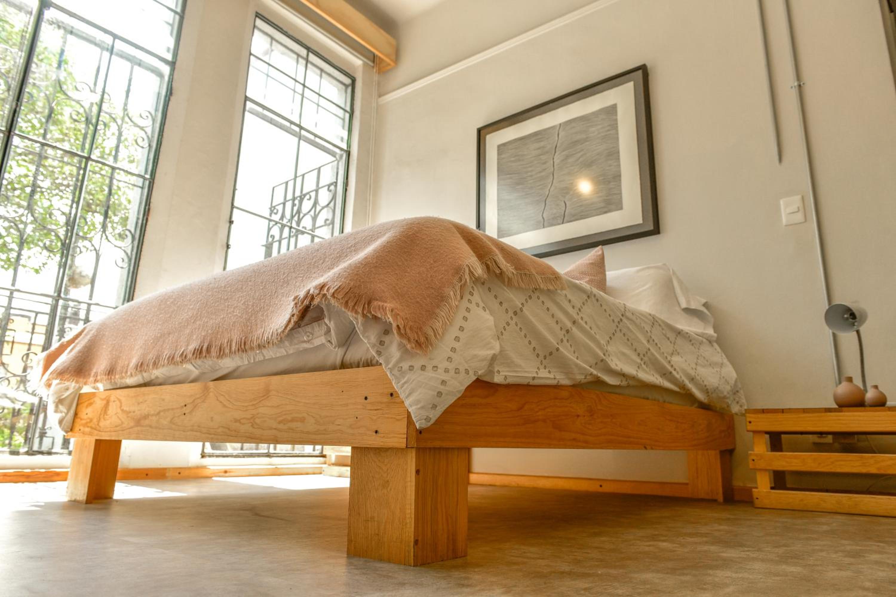 Deluxe Double Room with Balcony - Photo 8