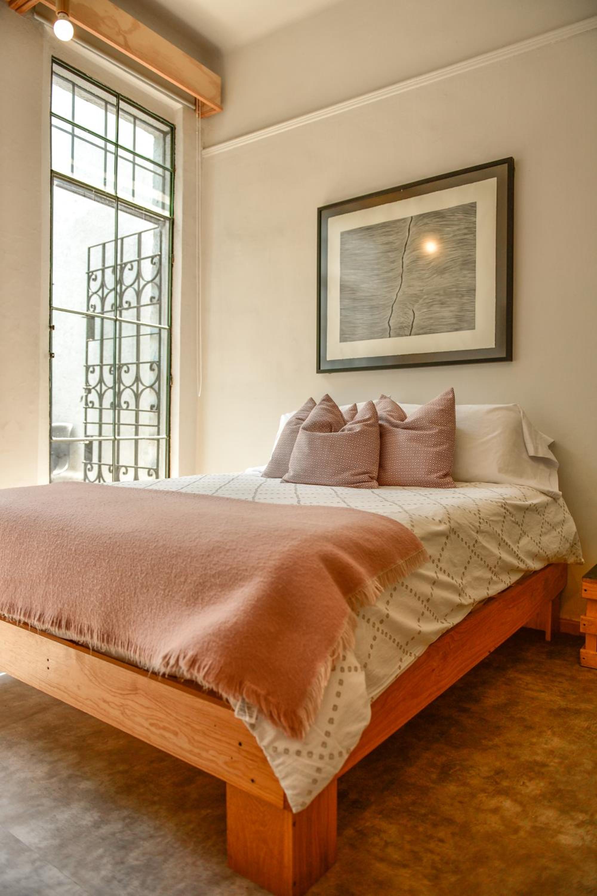 Deluxe Double Room with Balcony - Photo 23
