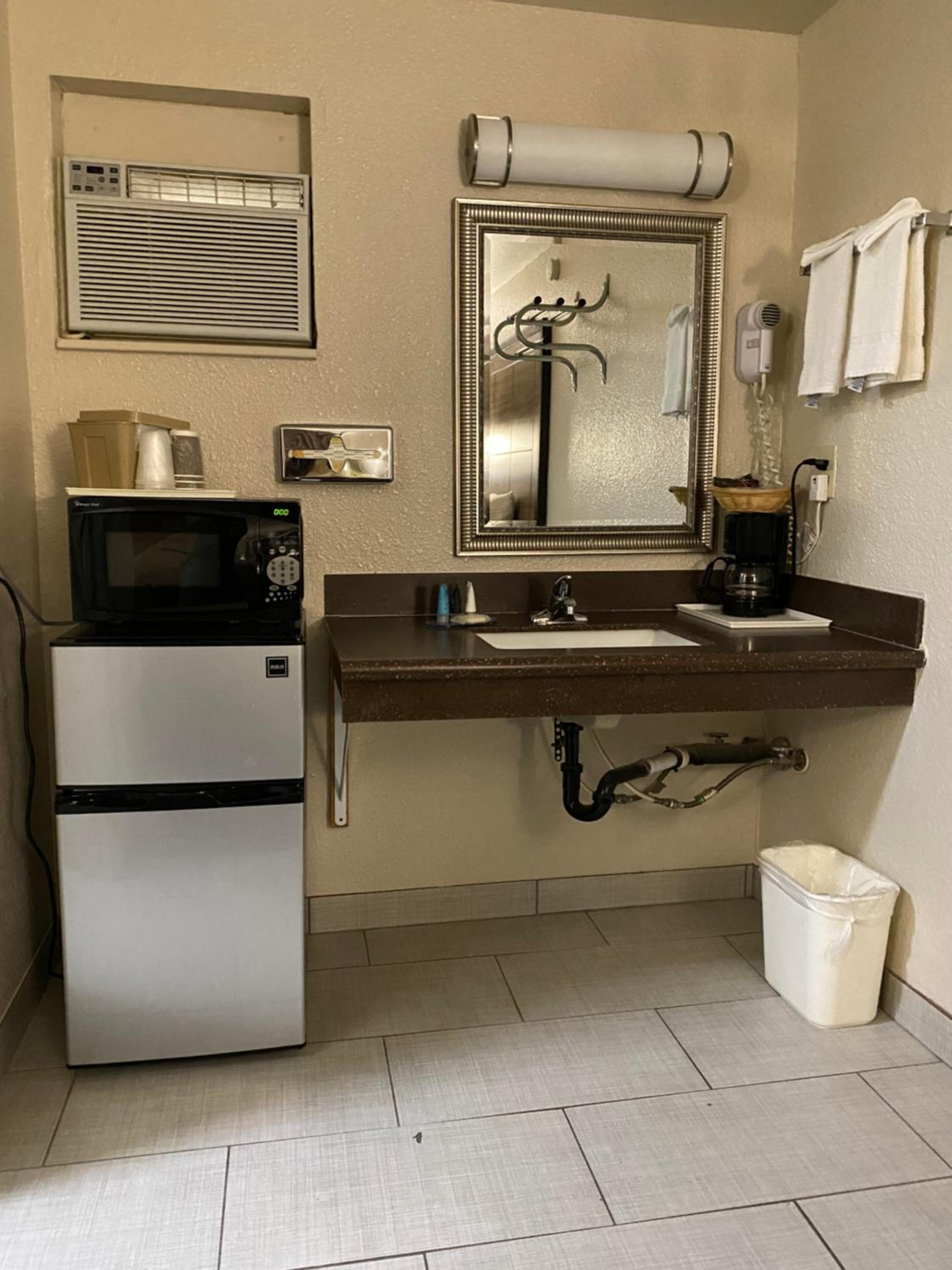 Standard  Room - Photo 6