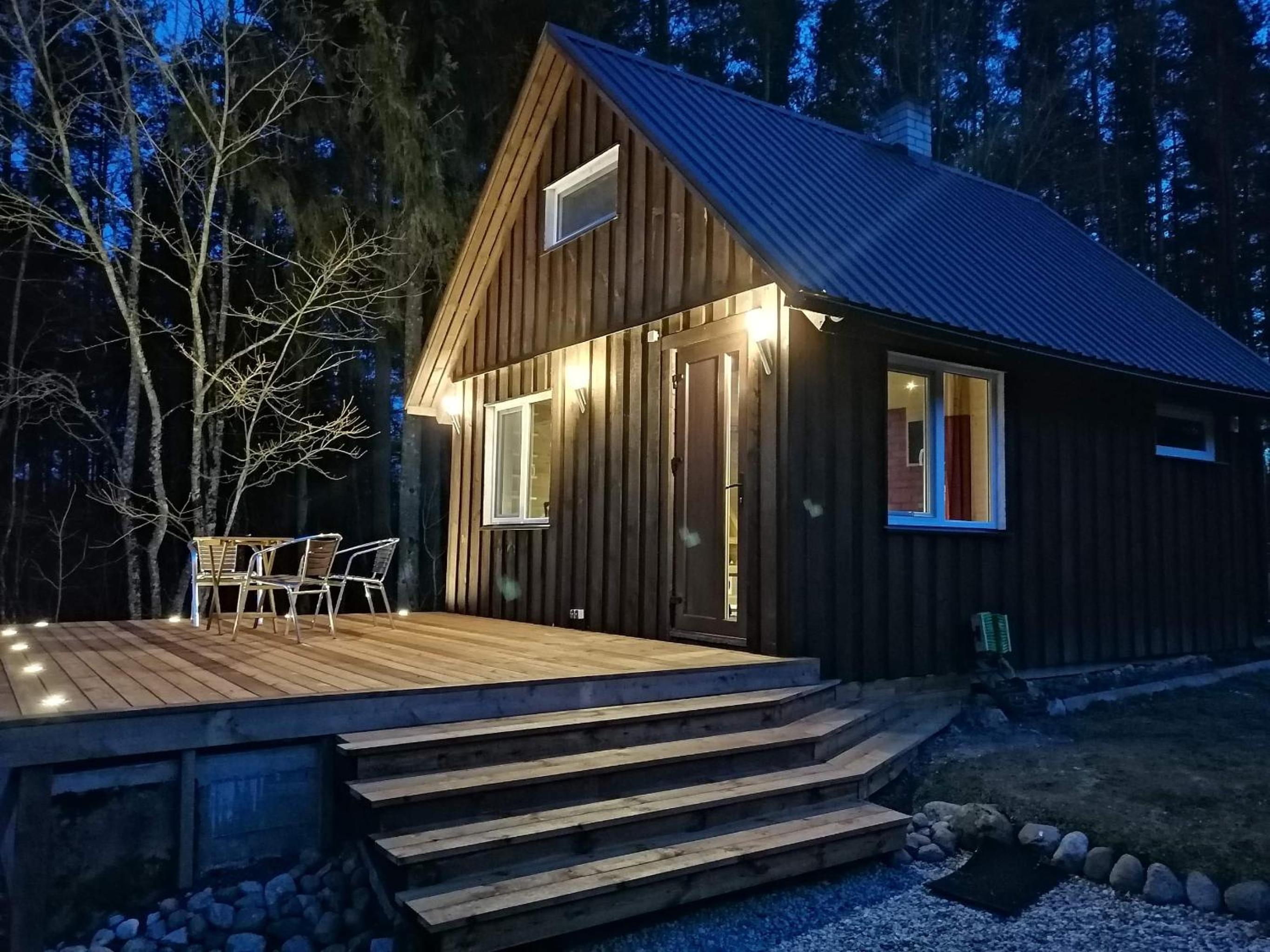 One-Bedroom House - Photo 22