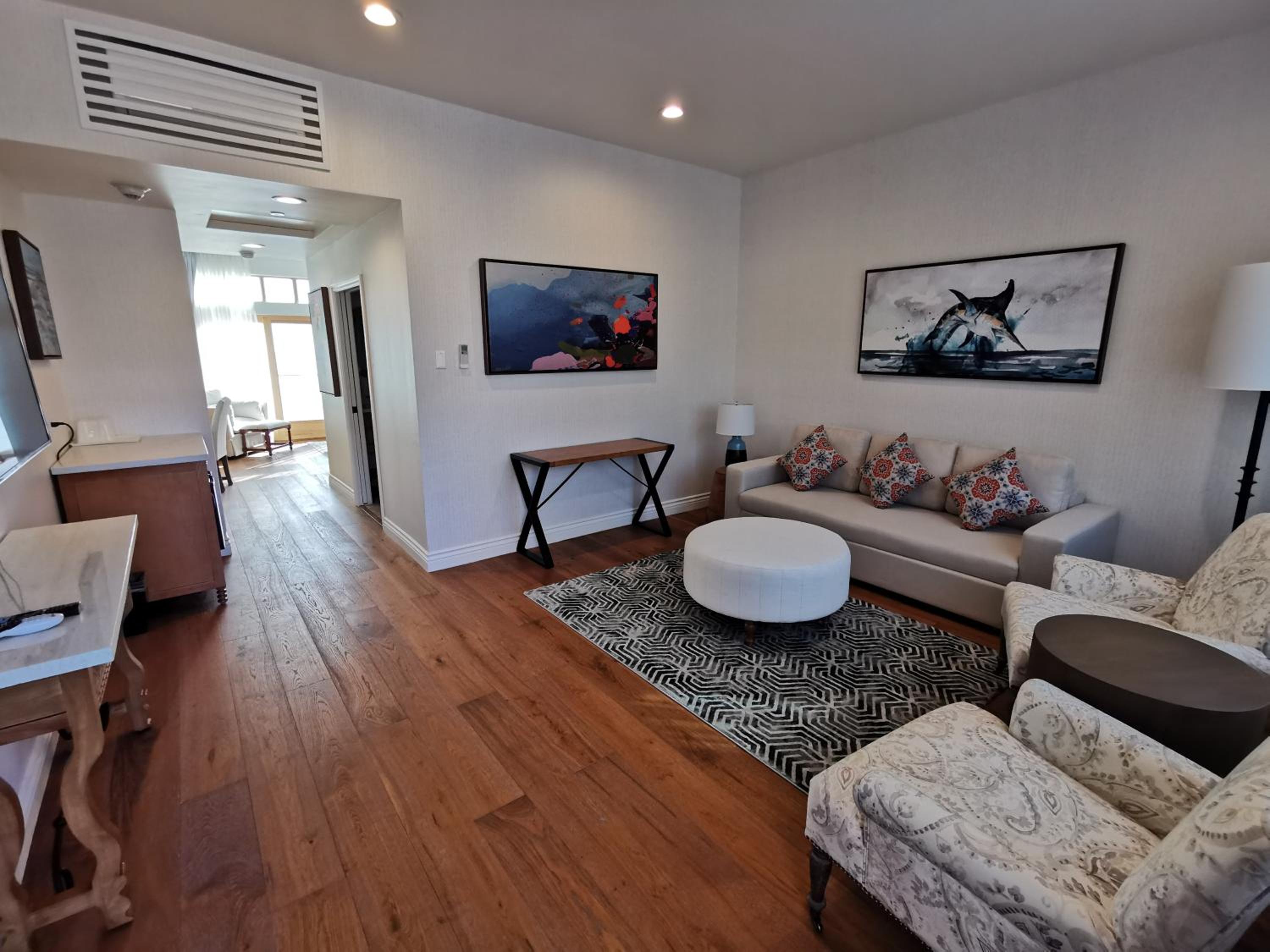 King Suite with Ocean View - Photo 2