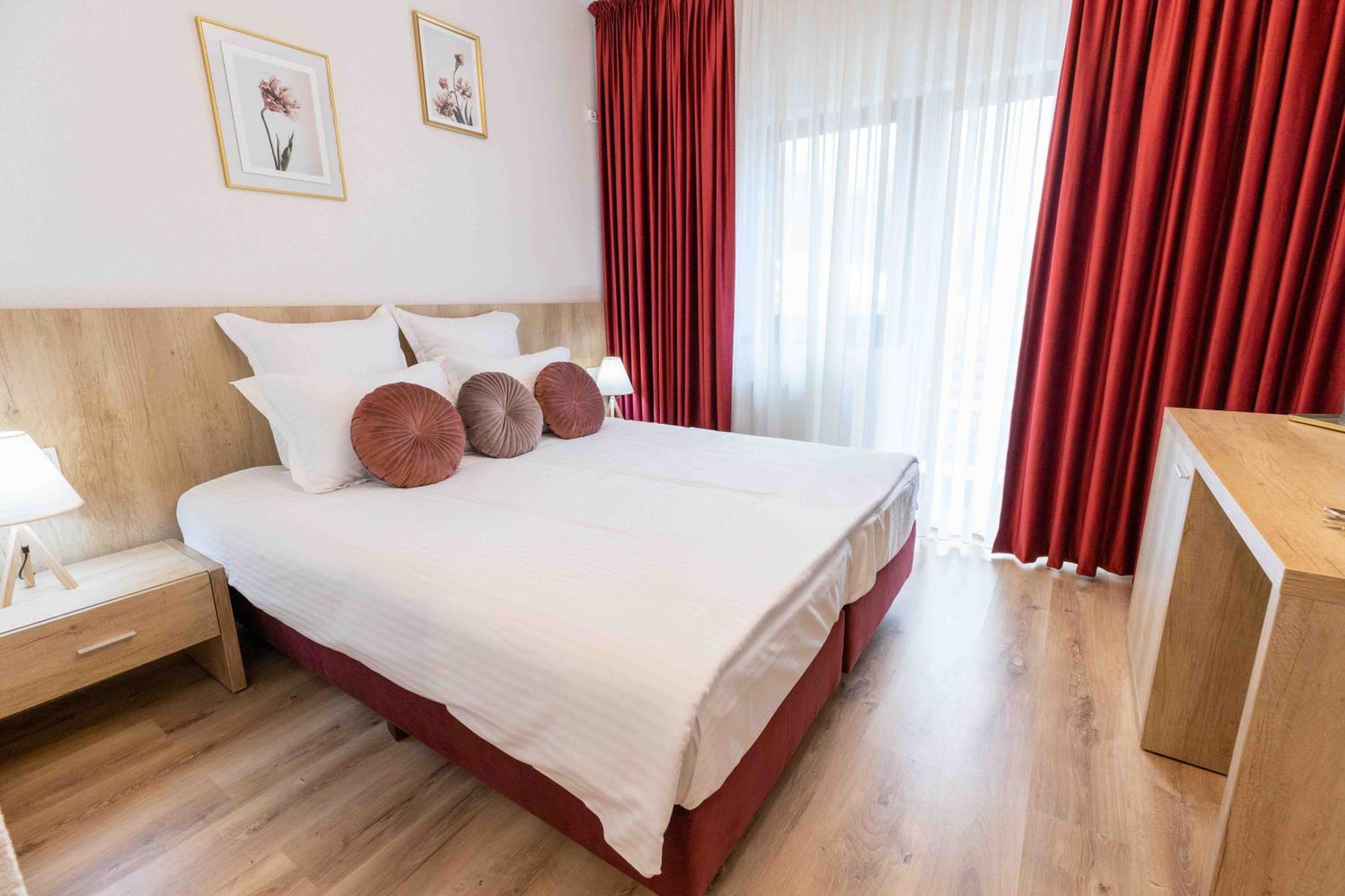 Double Room with Private Bathroom photo 2