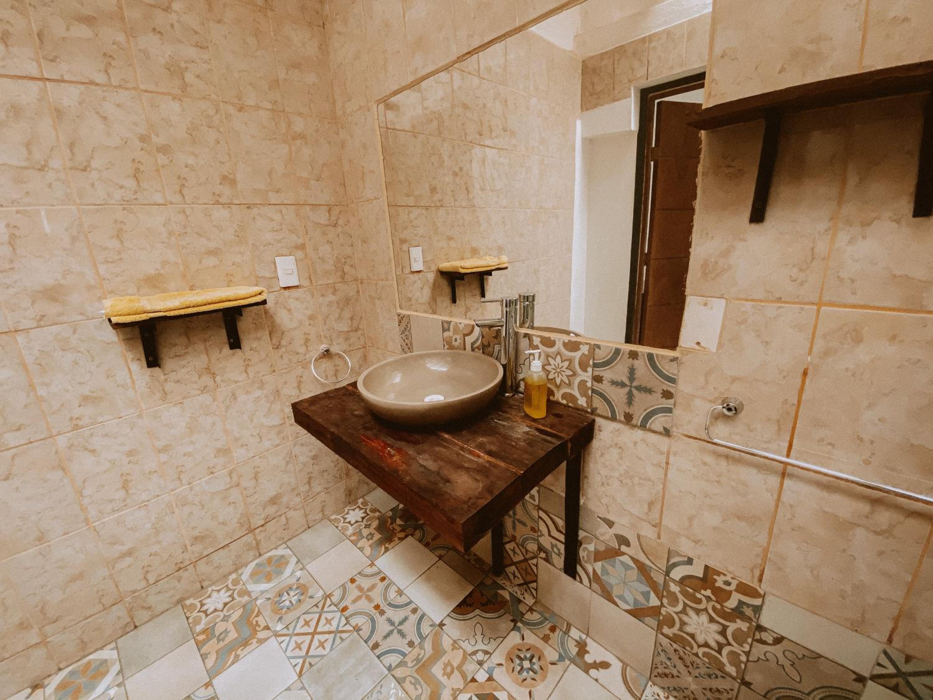 Double Room with Private Bathroom photo 2