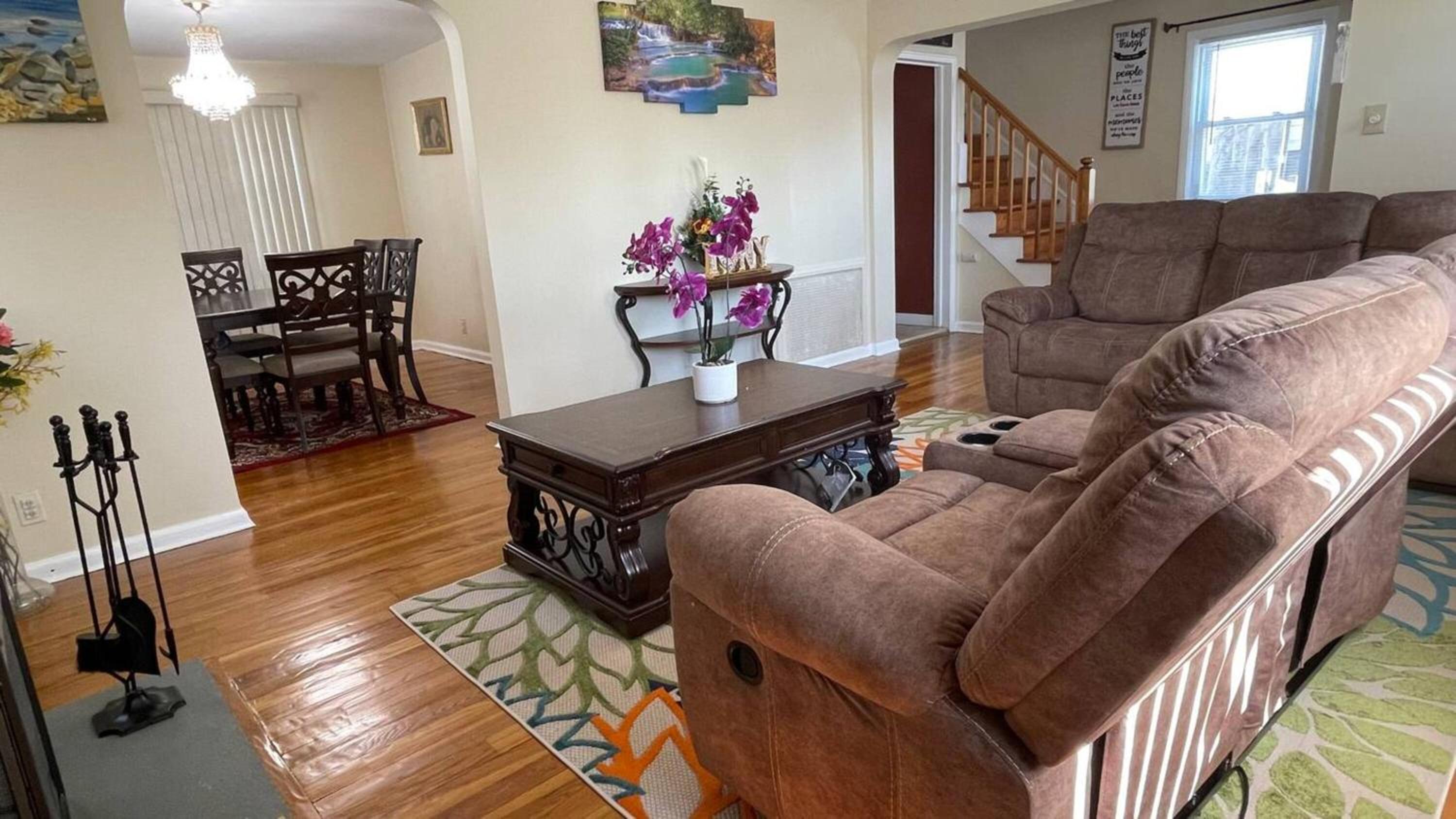 Three-Bedroom House photo 1