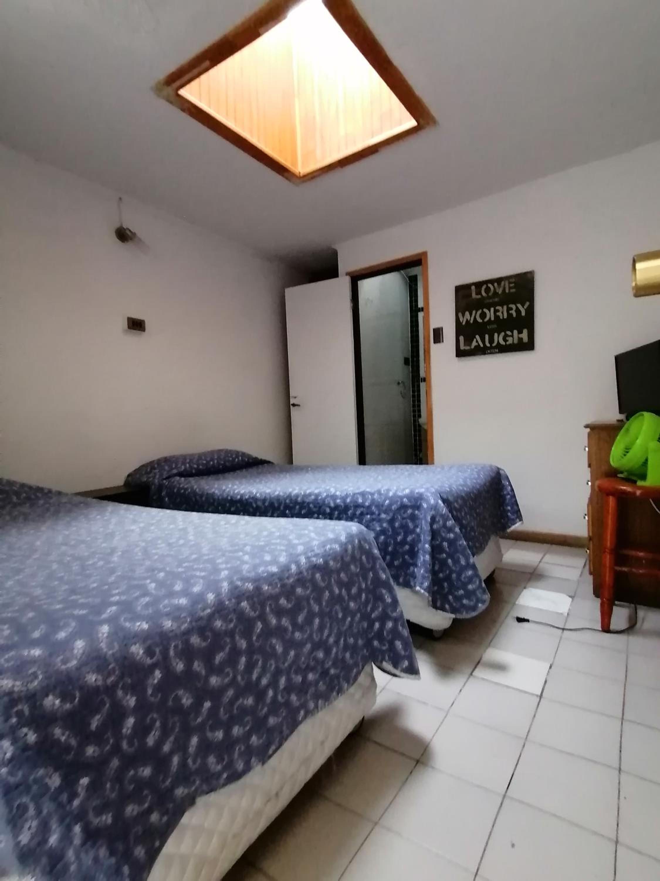 Standard Twin Room with Private Bathroom photo 2