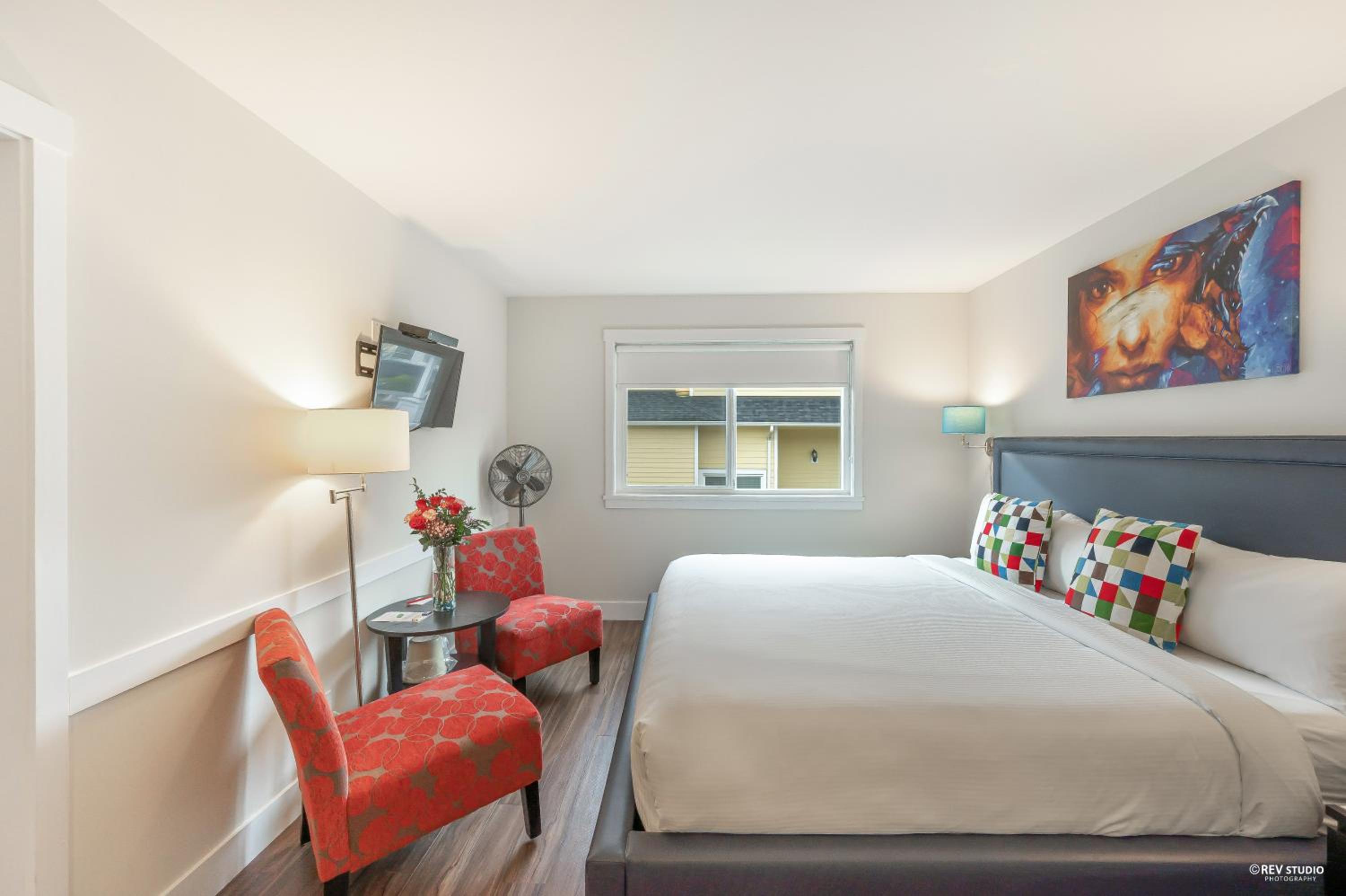 Deluxe King Room photo 2