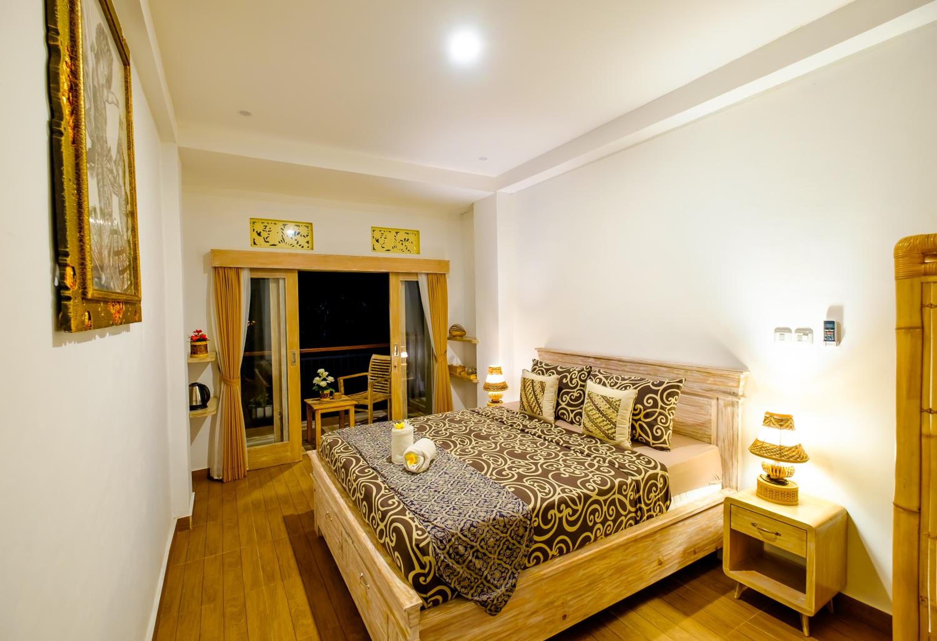 King Room with Balcony