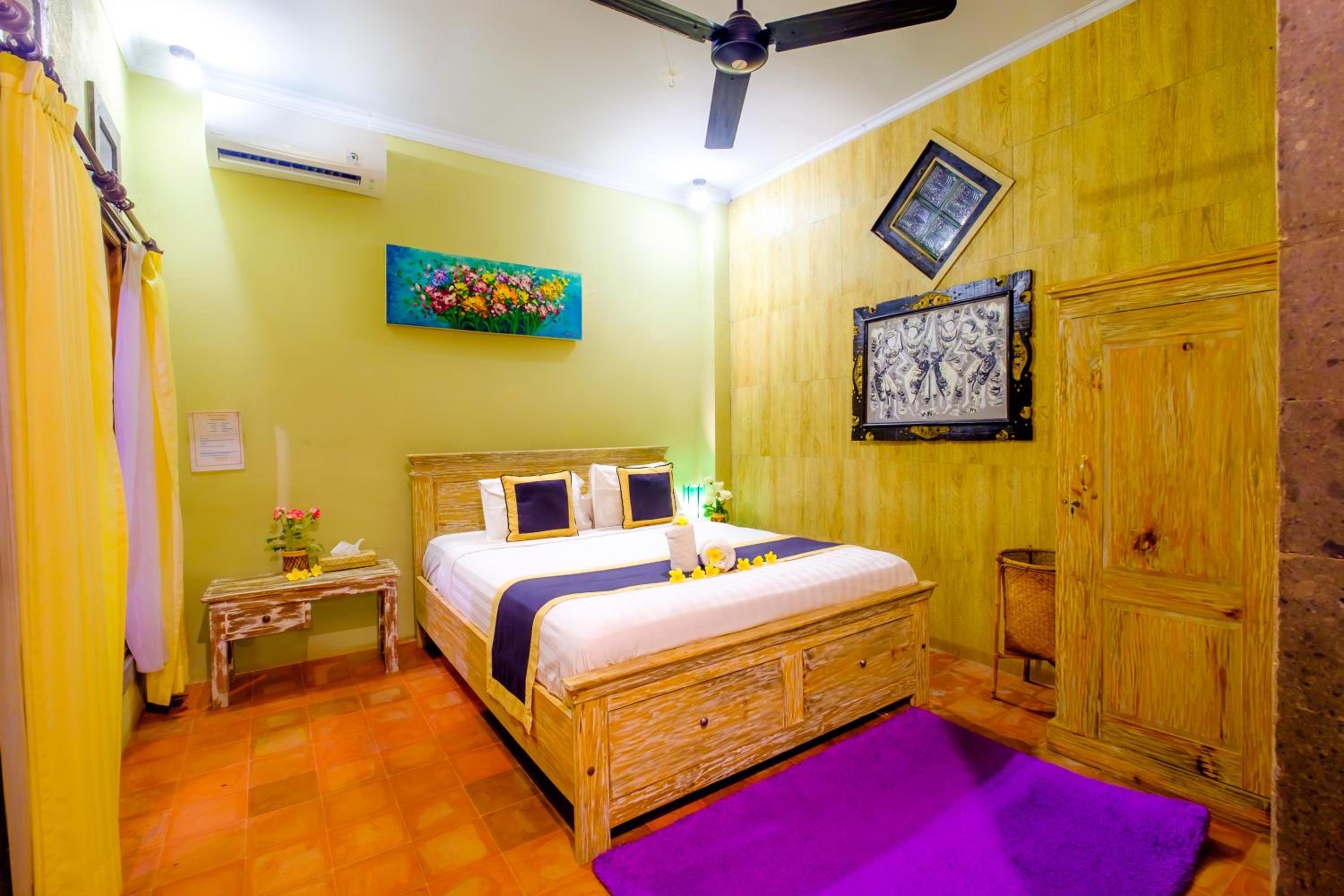 Queen Room with Balcony