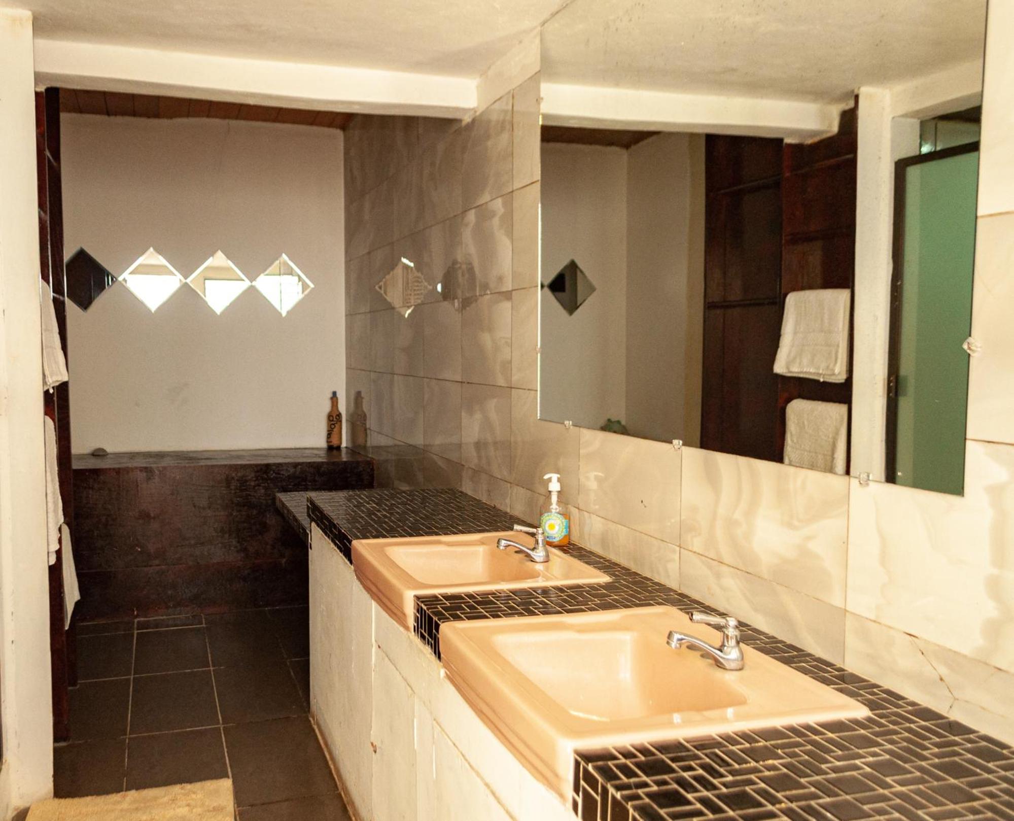 Deluxe Family Suite