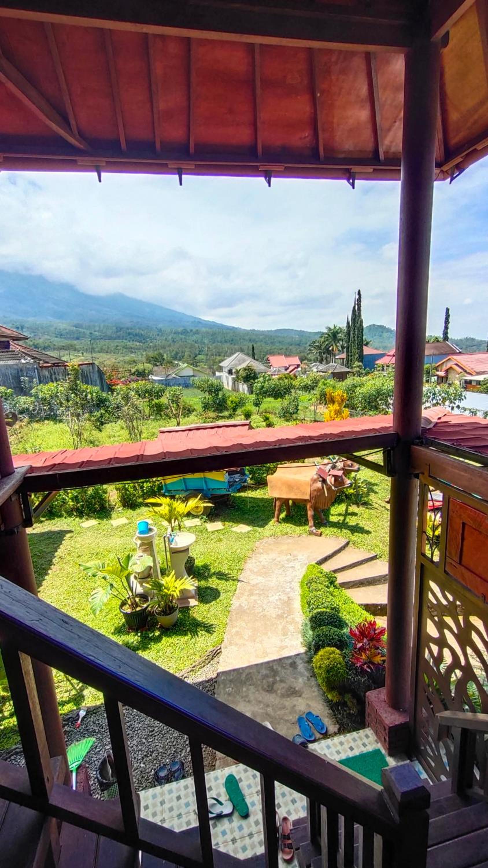 Villa - Photo 2