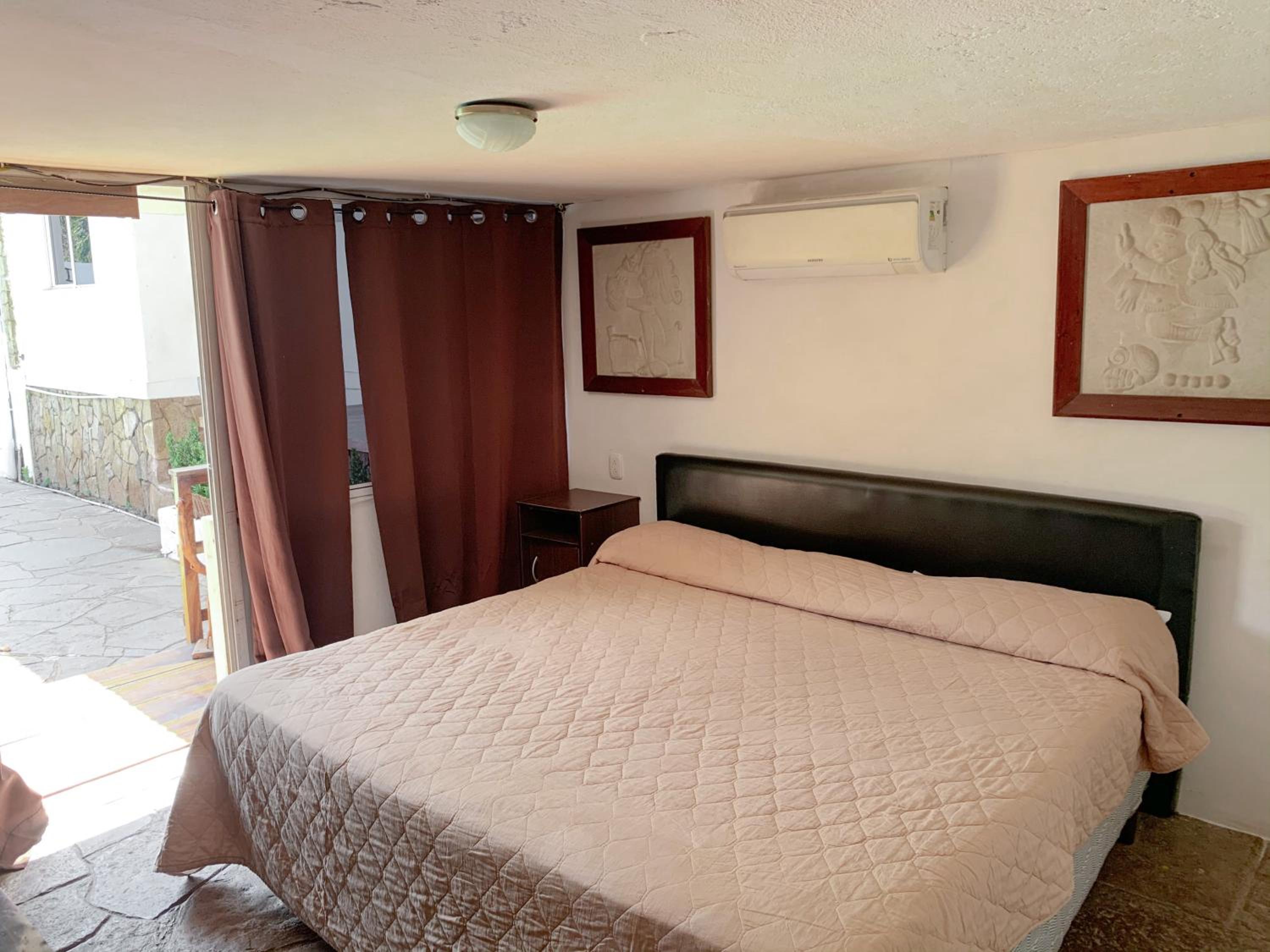 King Room with Pool View photo 2