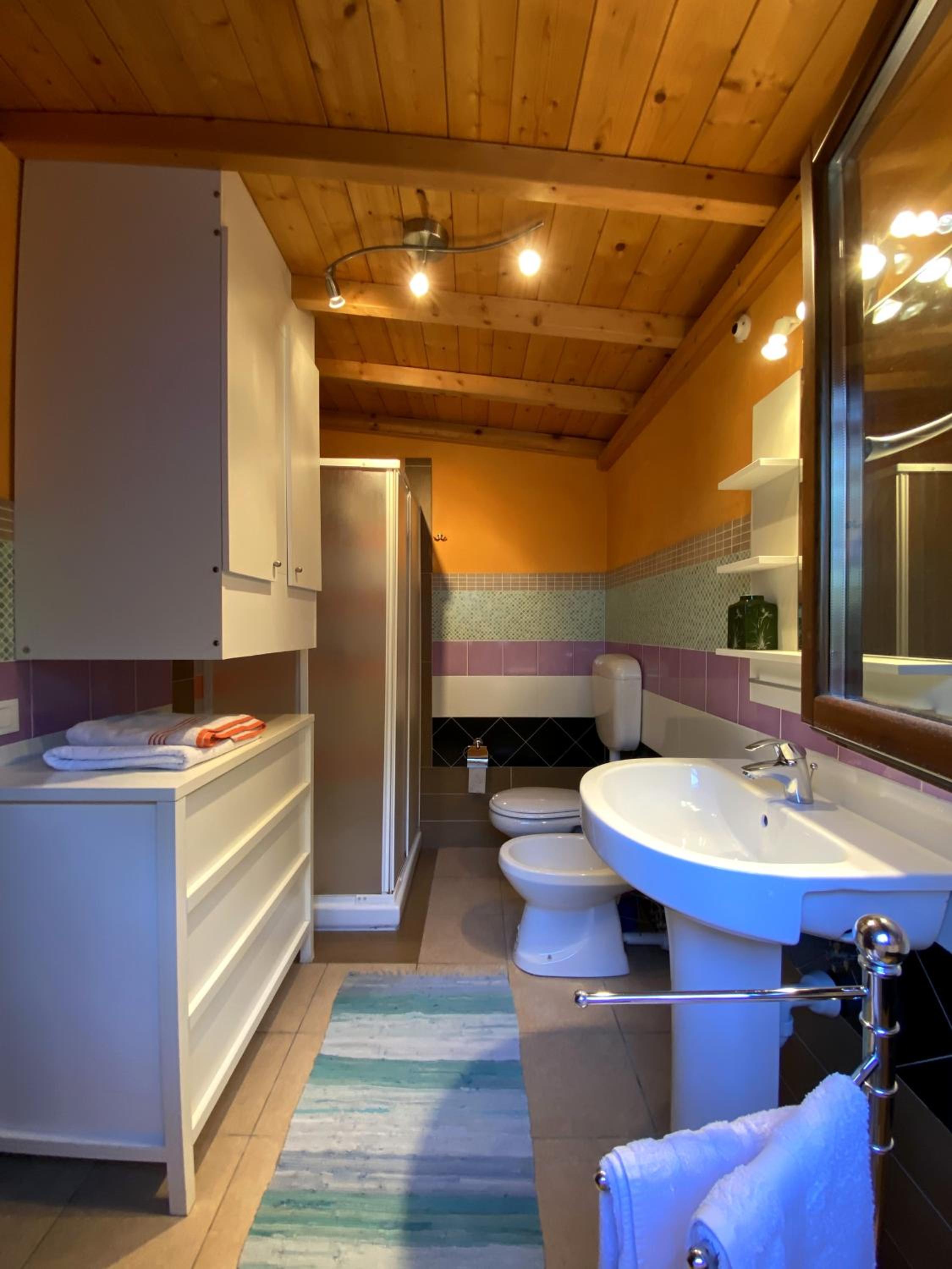 Double Room - Photo 3