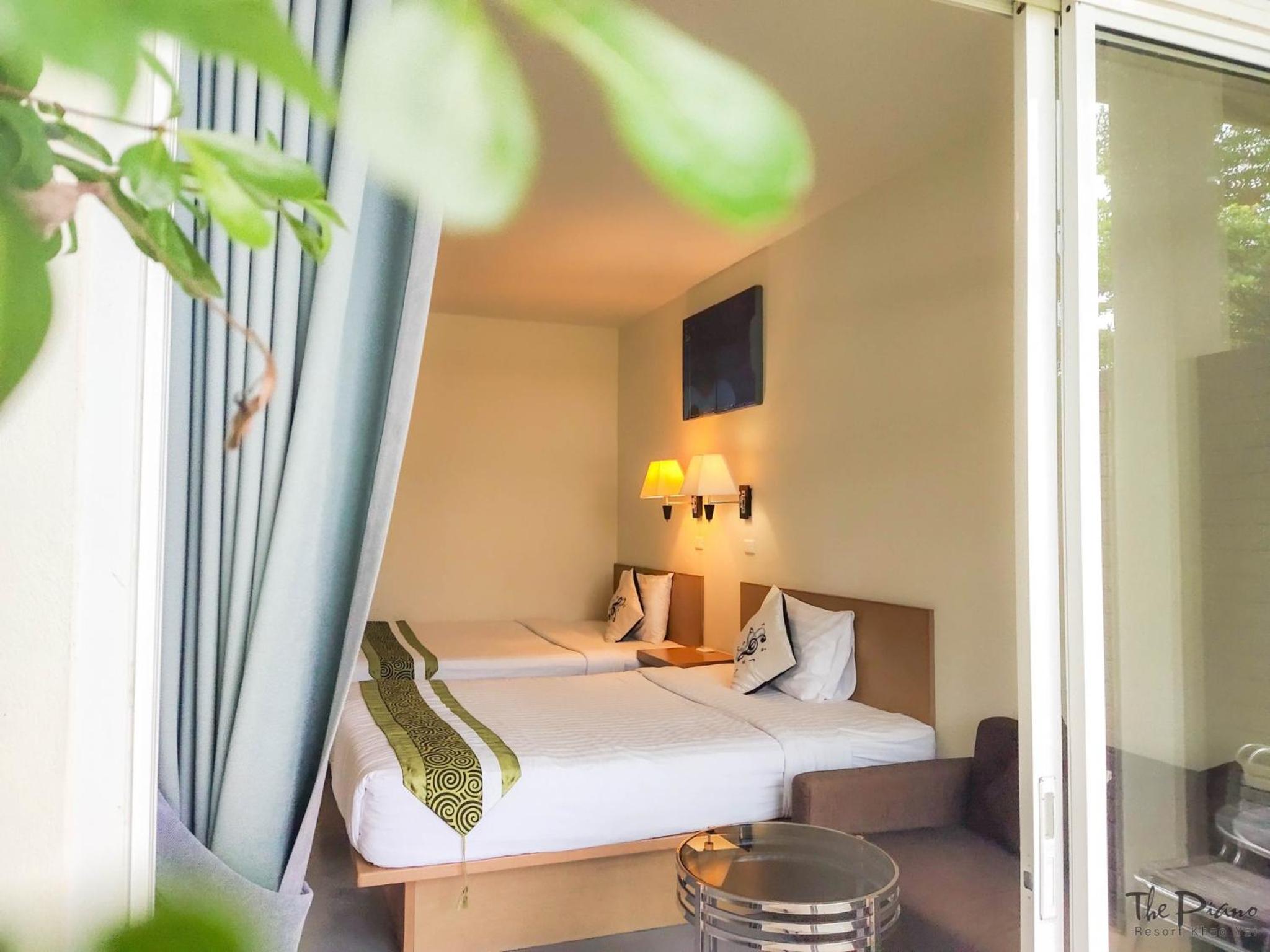 Twin Room with Mountain View