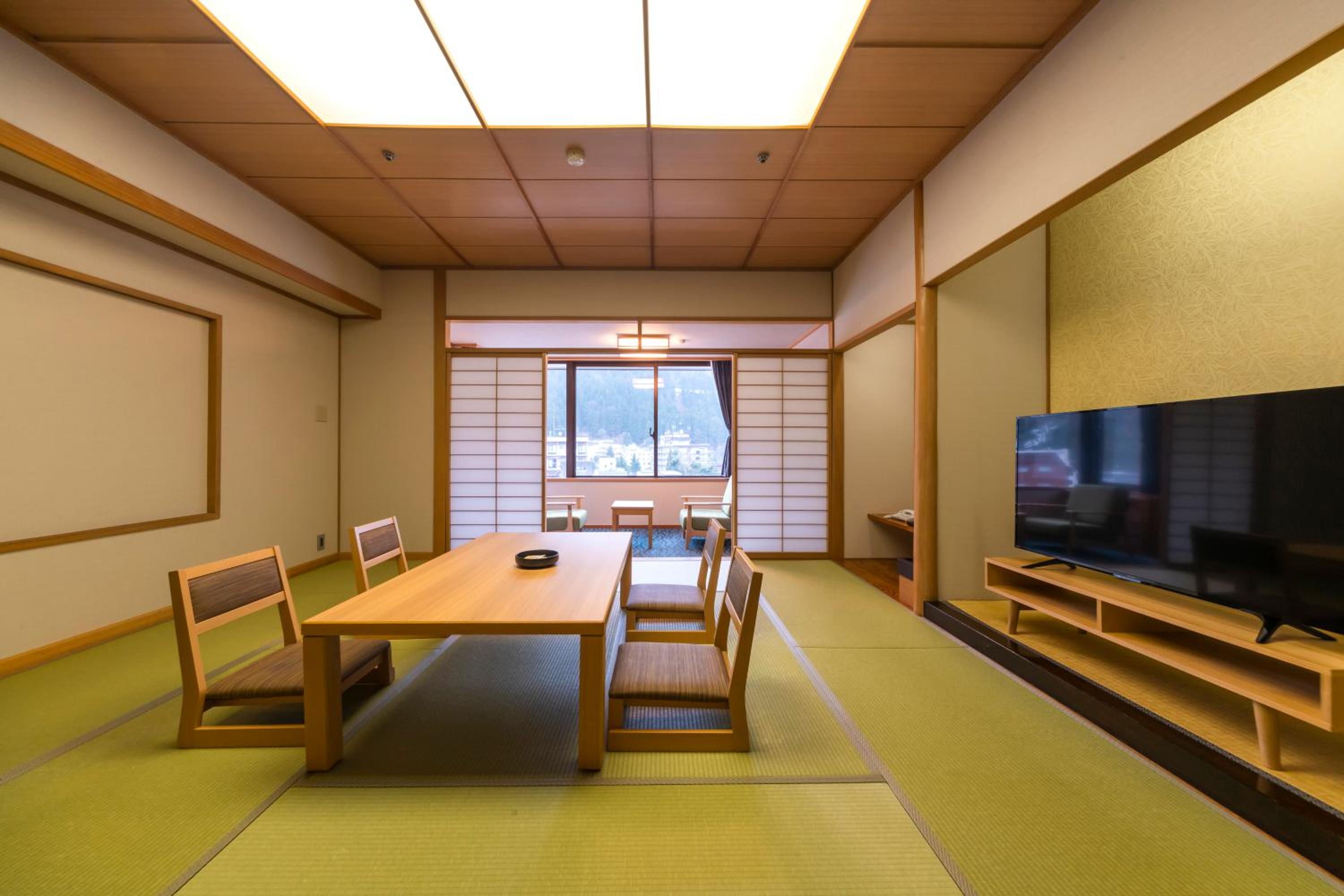Japanese-Style Family Room - Annex