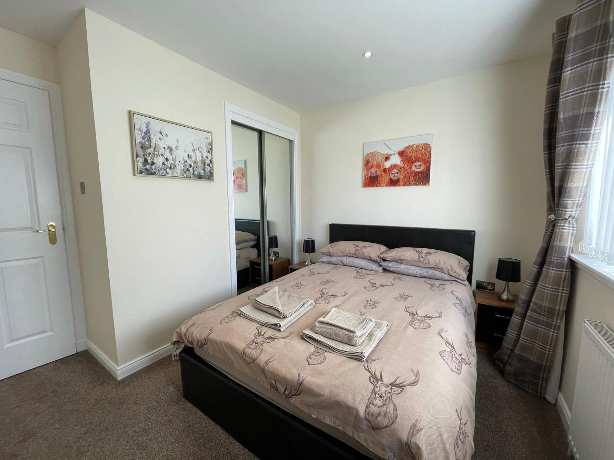 Two-Bedroom Townhouse - Photo 18