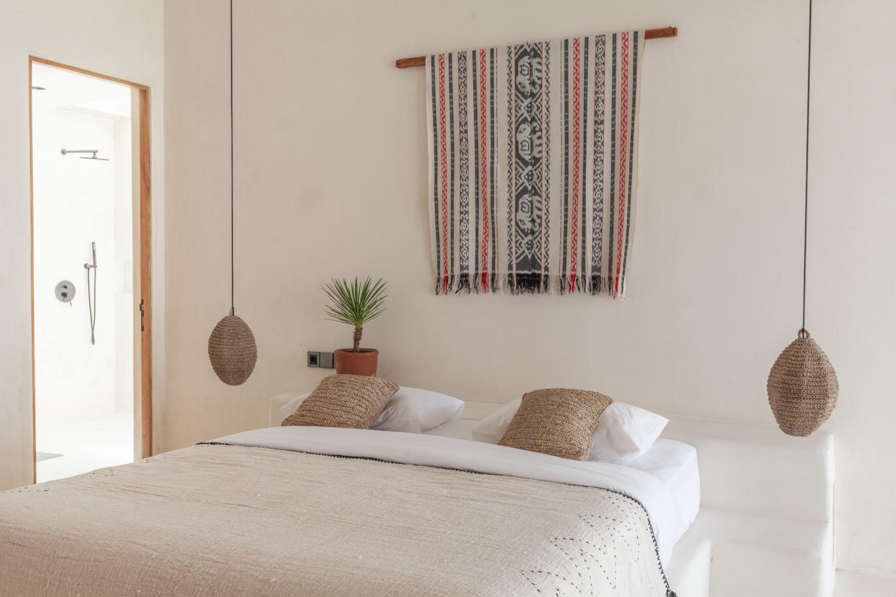 YUCCA 2 - Photo 25