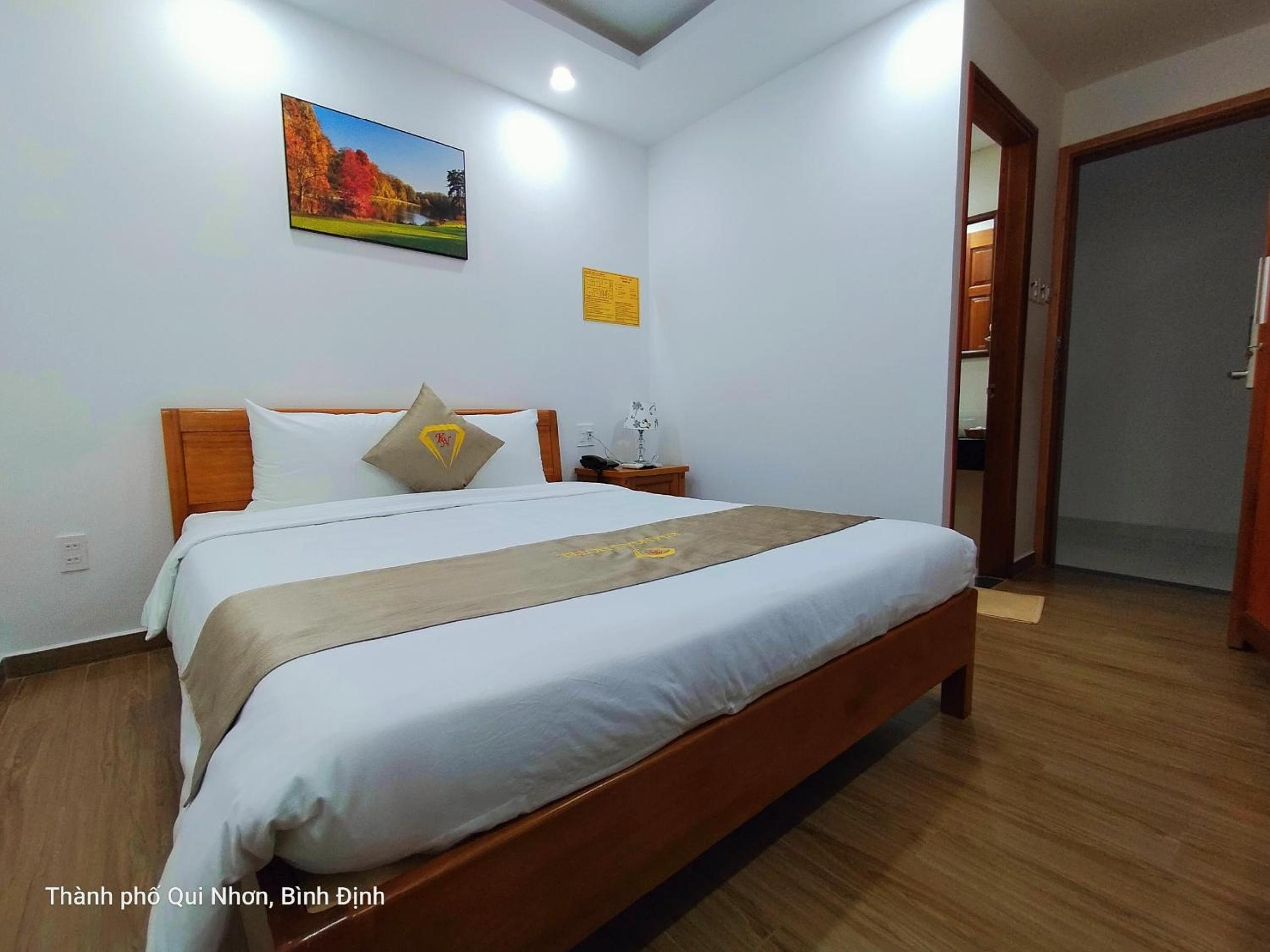Standard King Room