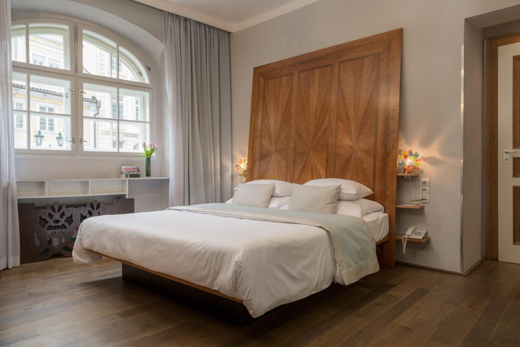 Design Deluxe Double Room