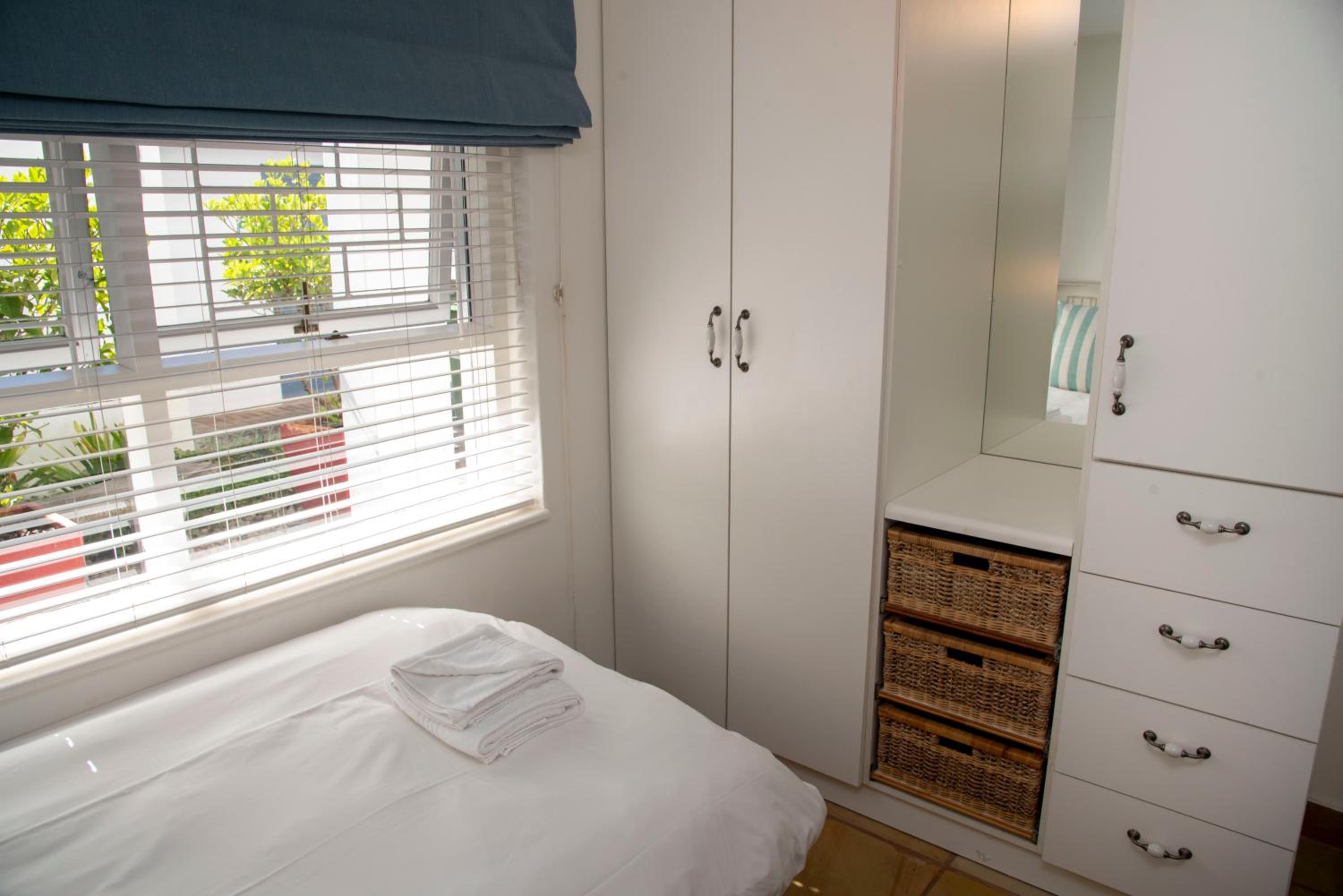 Three-Bedroom Apartment photo 1