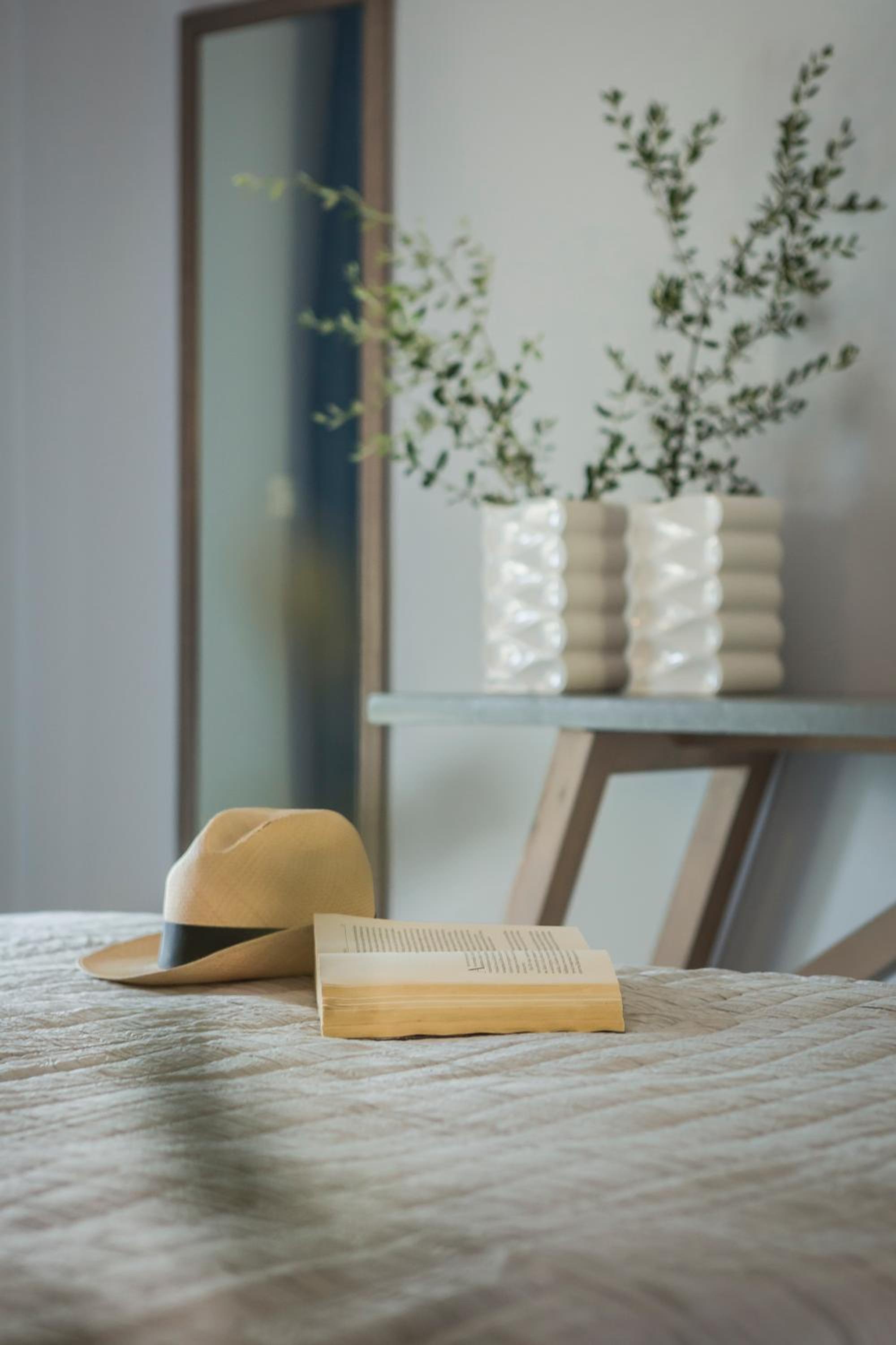 Standard Room with Garden View - Photo 9