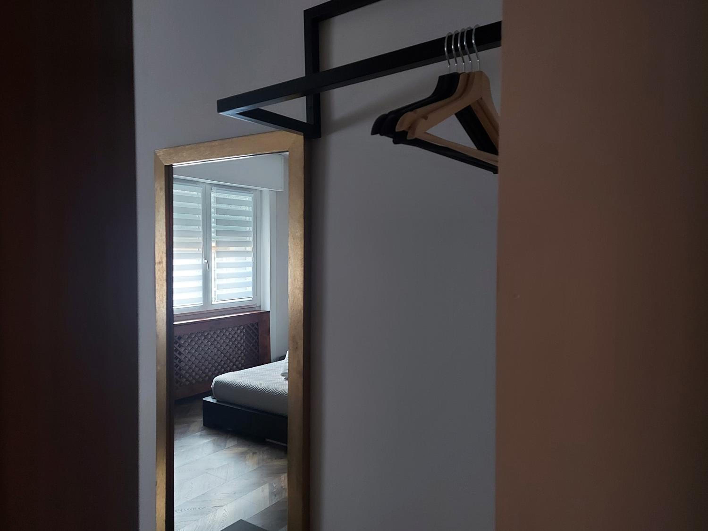 Double Room with Private Bathroom - Photo 1