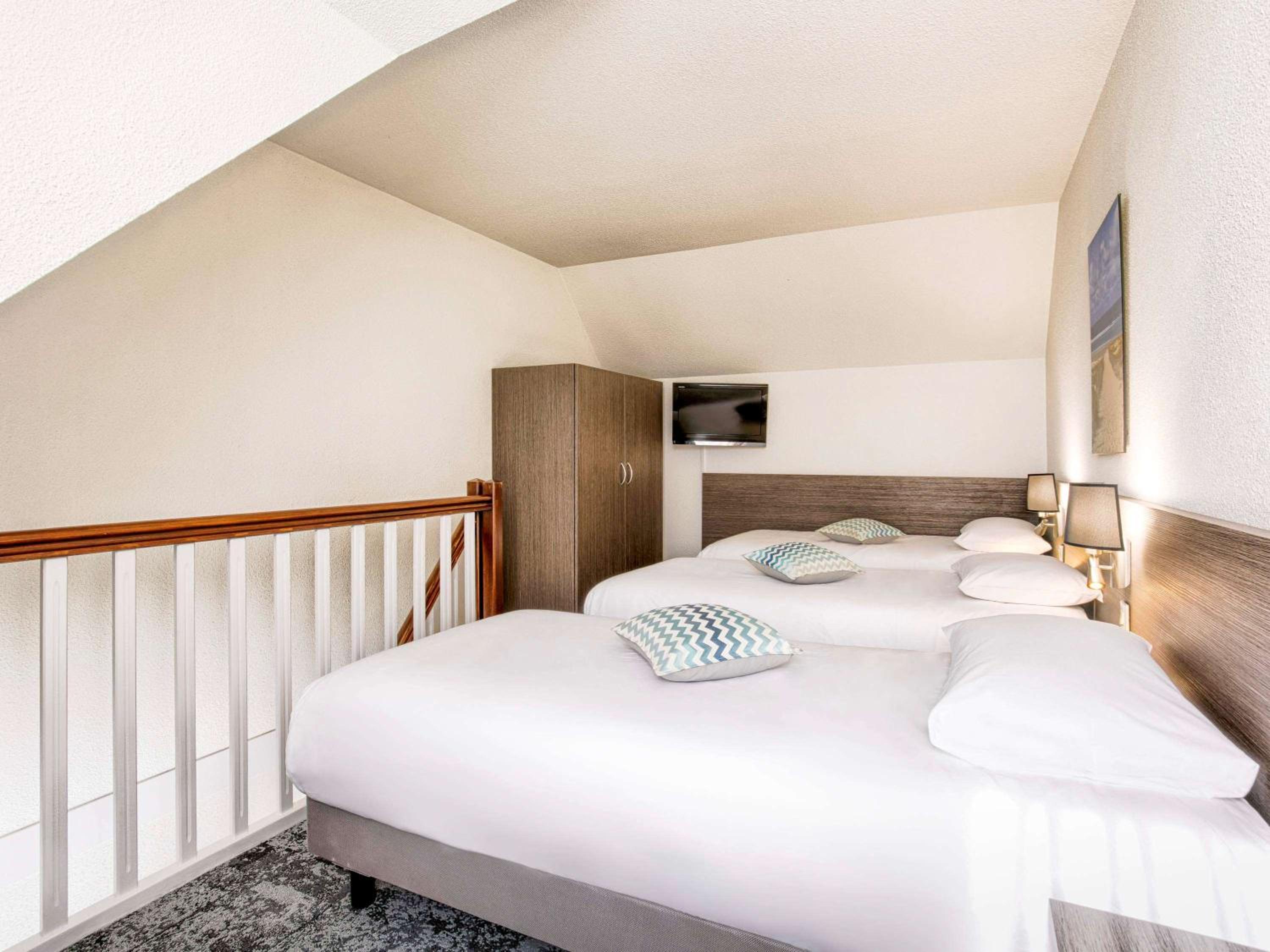 Superior Duplex Apartment with One Double Bed and Two Single Beds - Photo 5