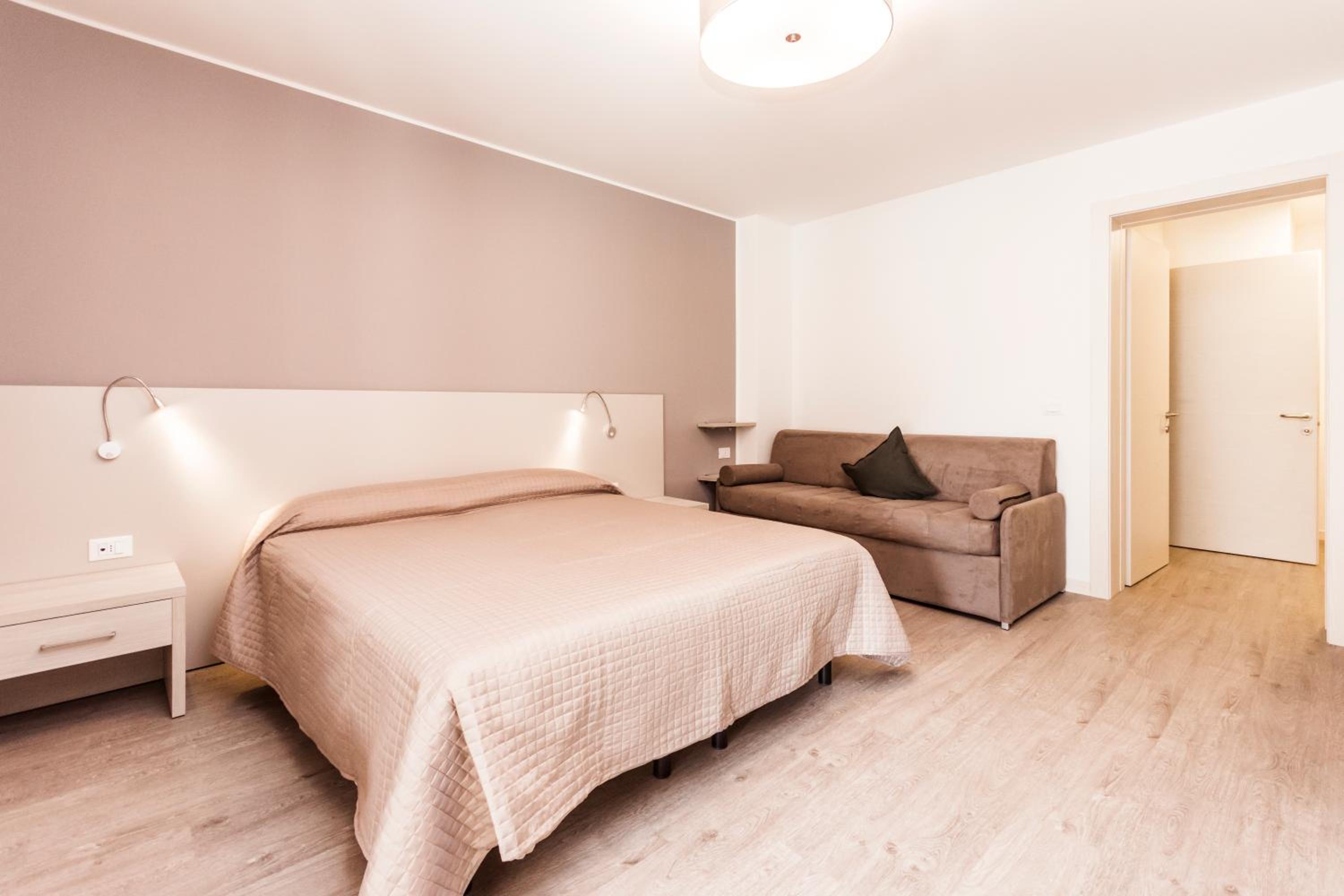 Double or Twin Room with Garden View
