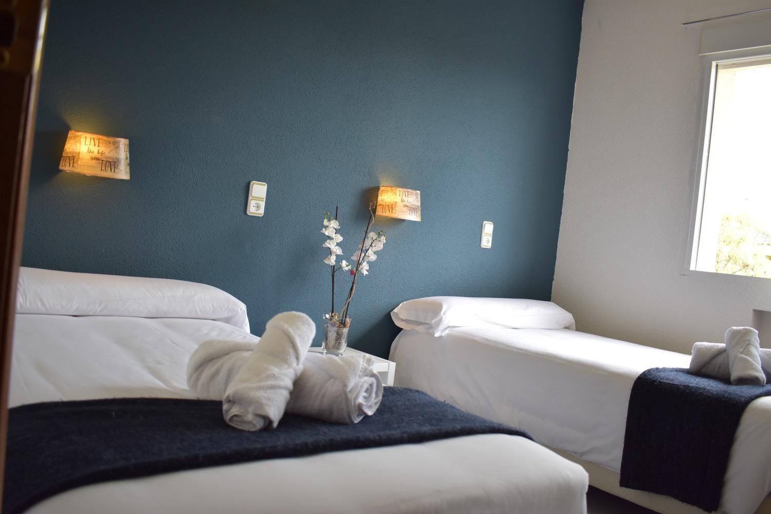 Standard Twin Room photo 2