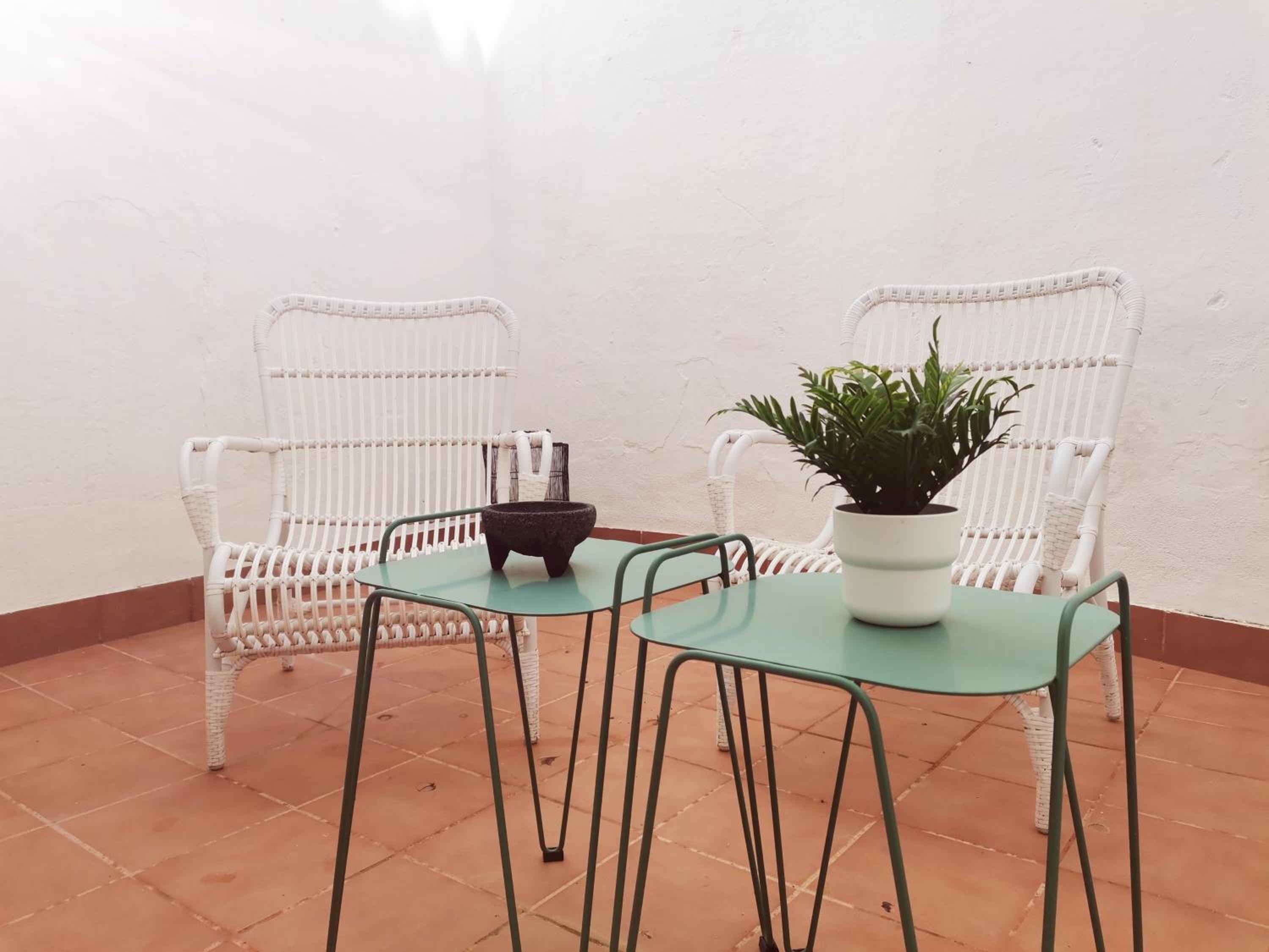 One-Bedroom Apartment with Patio