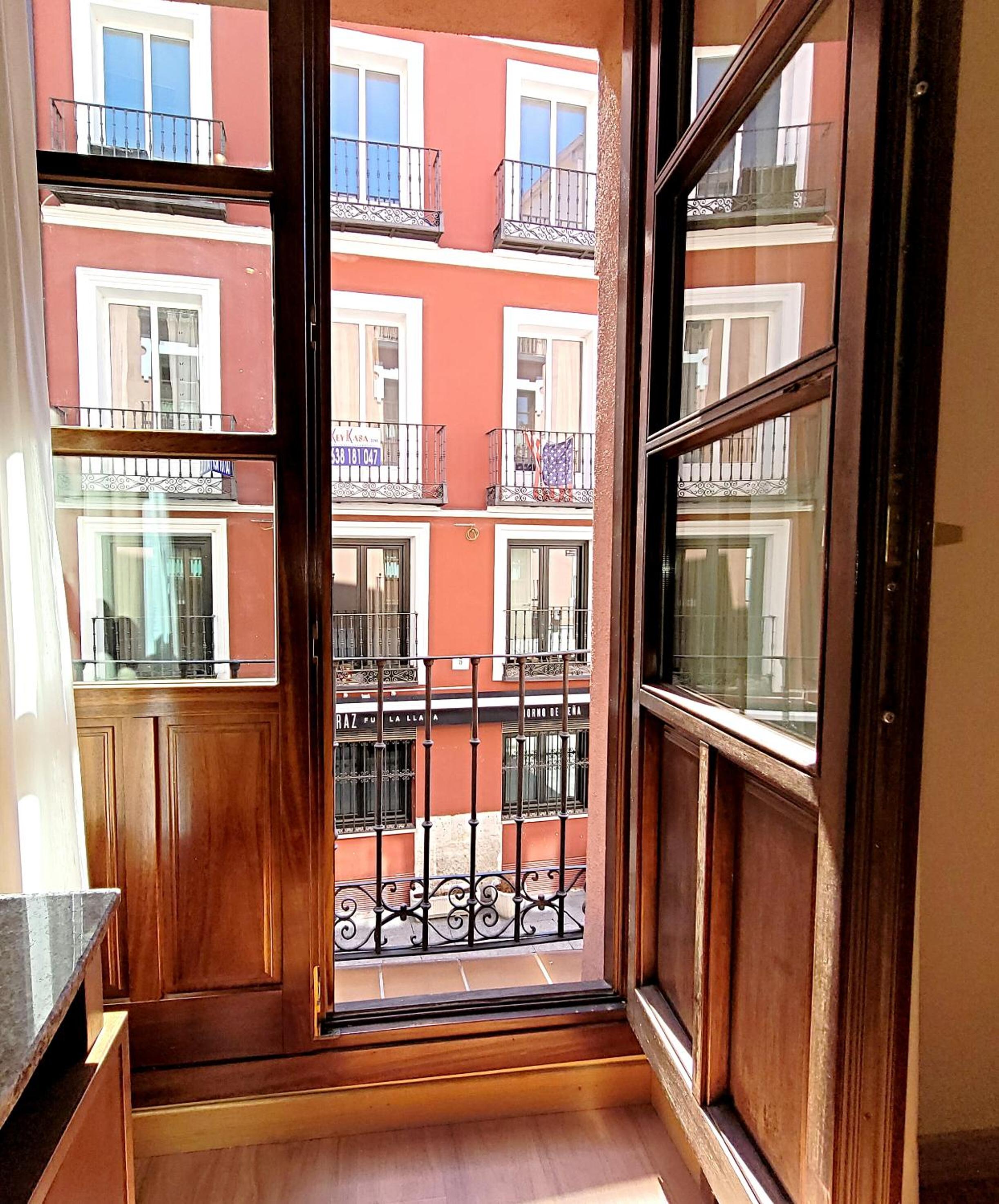 Double or Twin Room - Photo 5