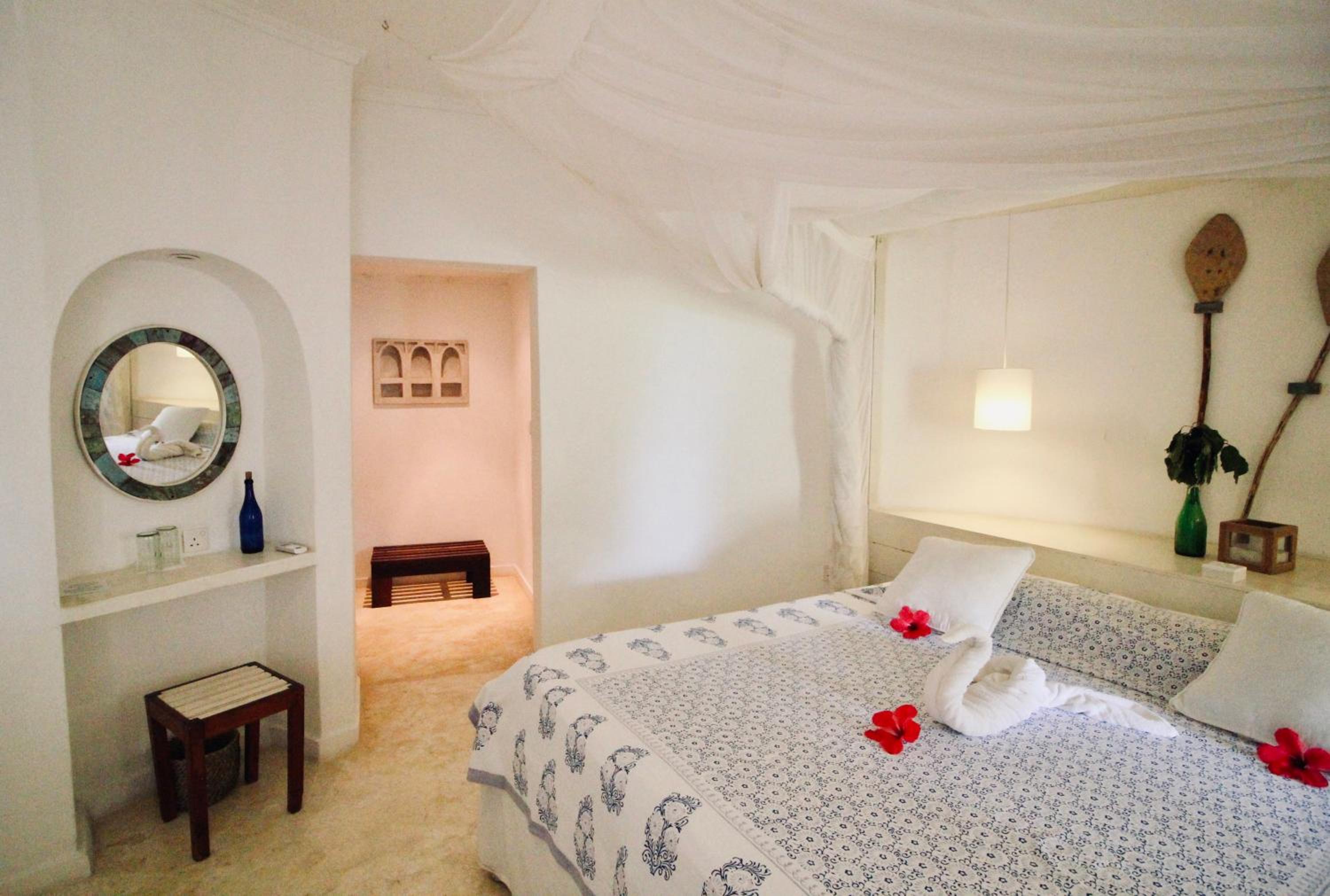 Standard Double Room - Photo 36