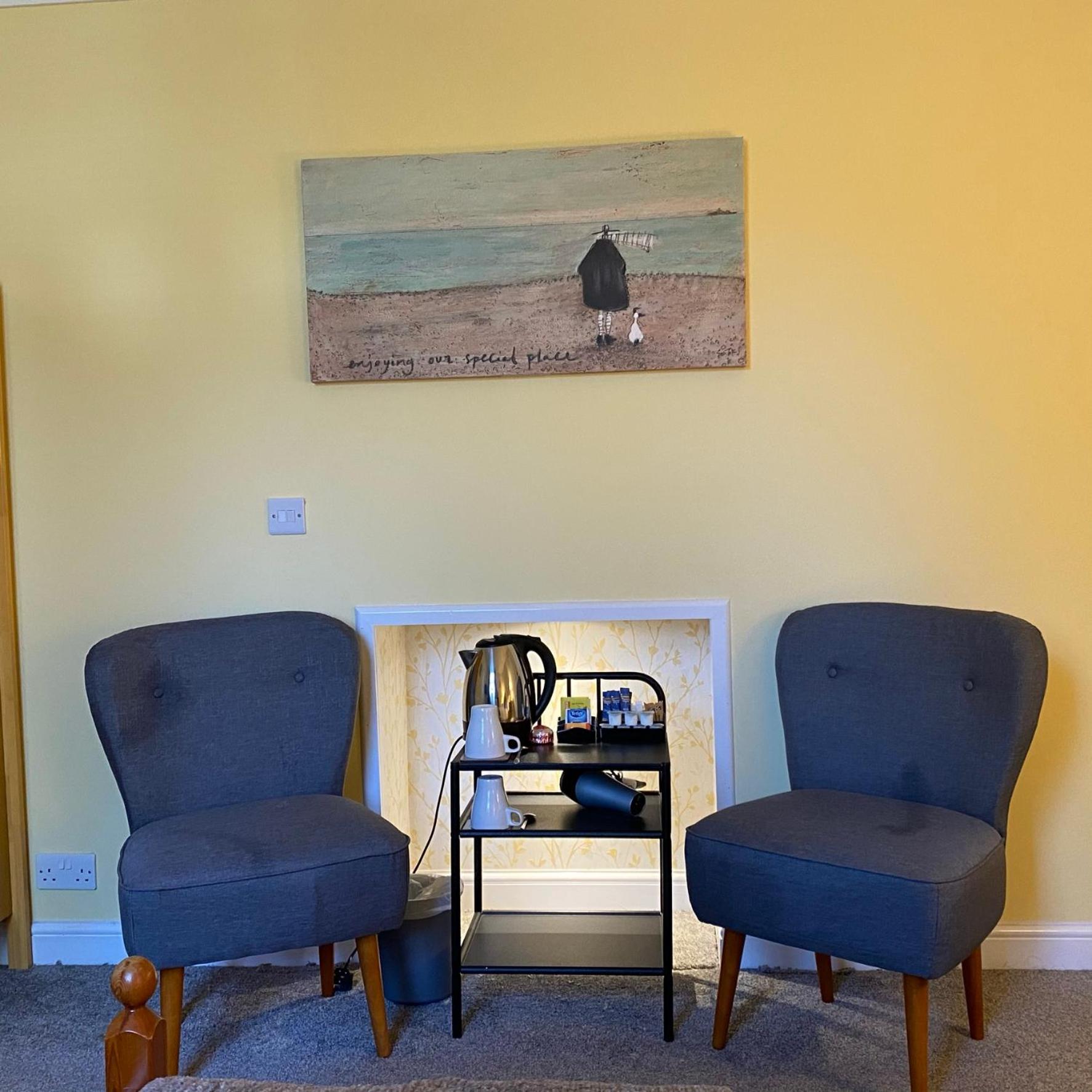 Double Room - Photo 6