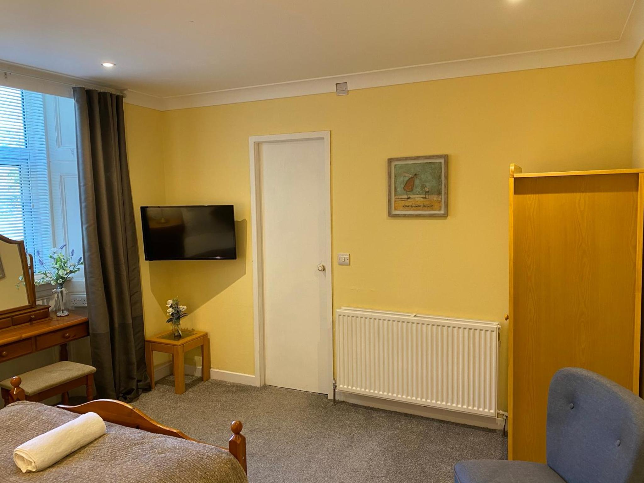 Double Room - Photo 2