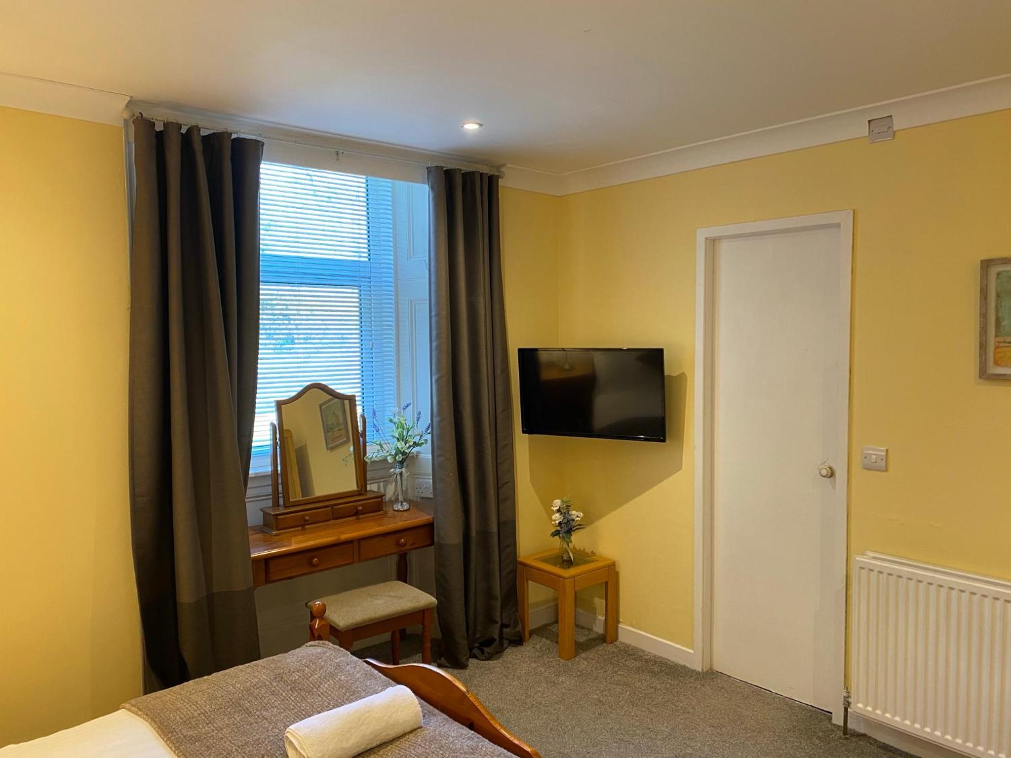 Double Room - Photo 3