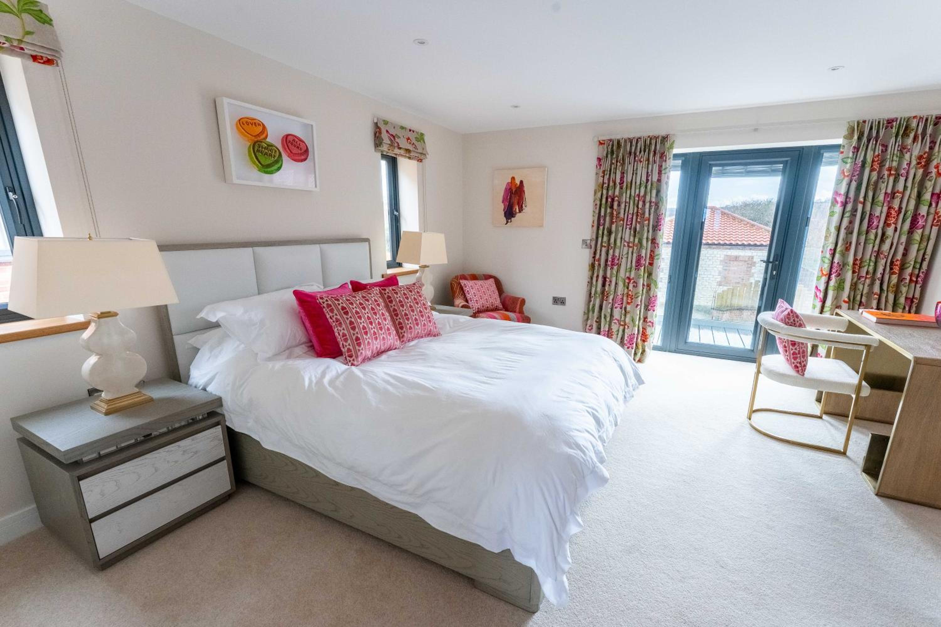 Four-Bedroom House photo 1