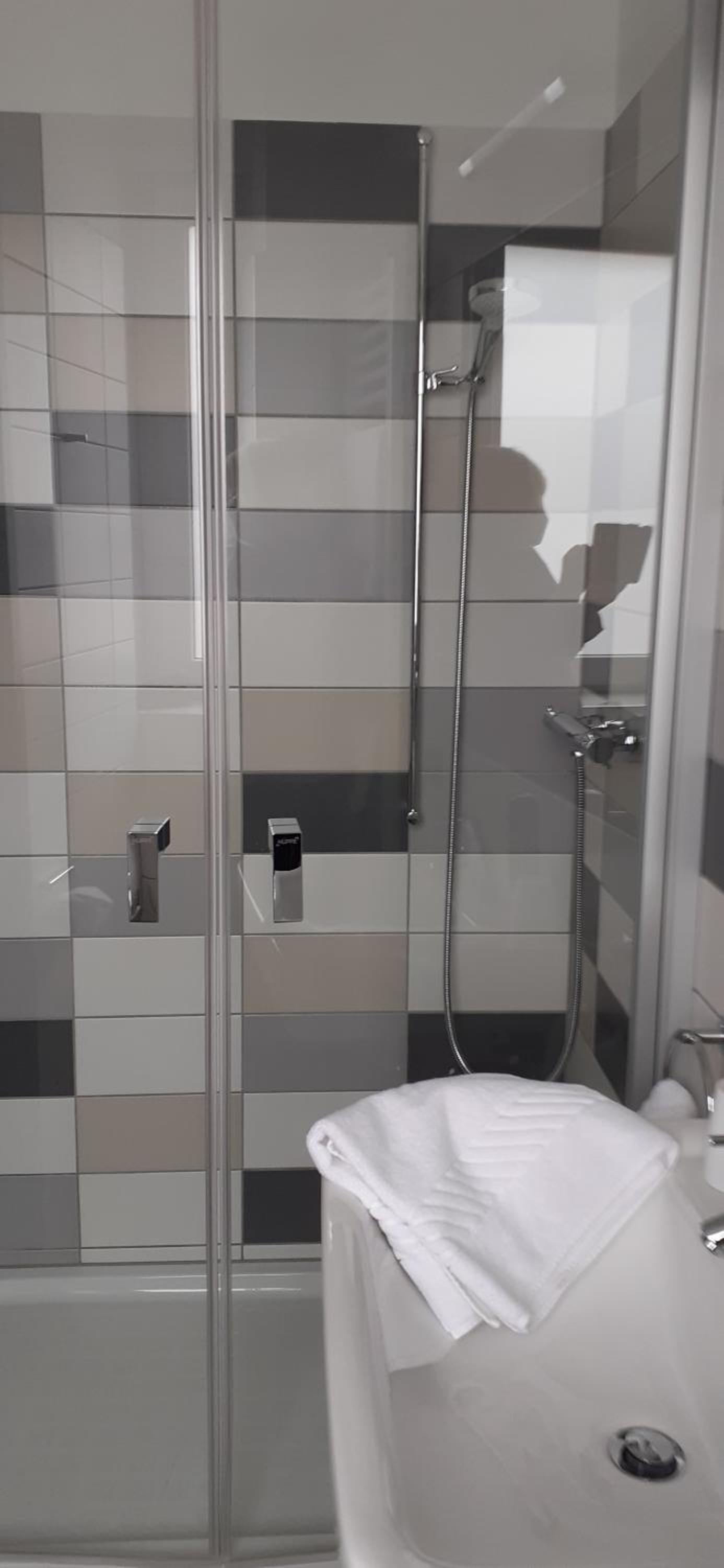 Budget Single Room photo 3